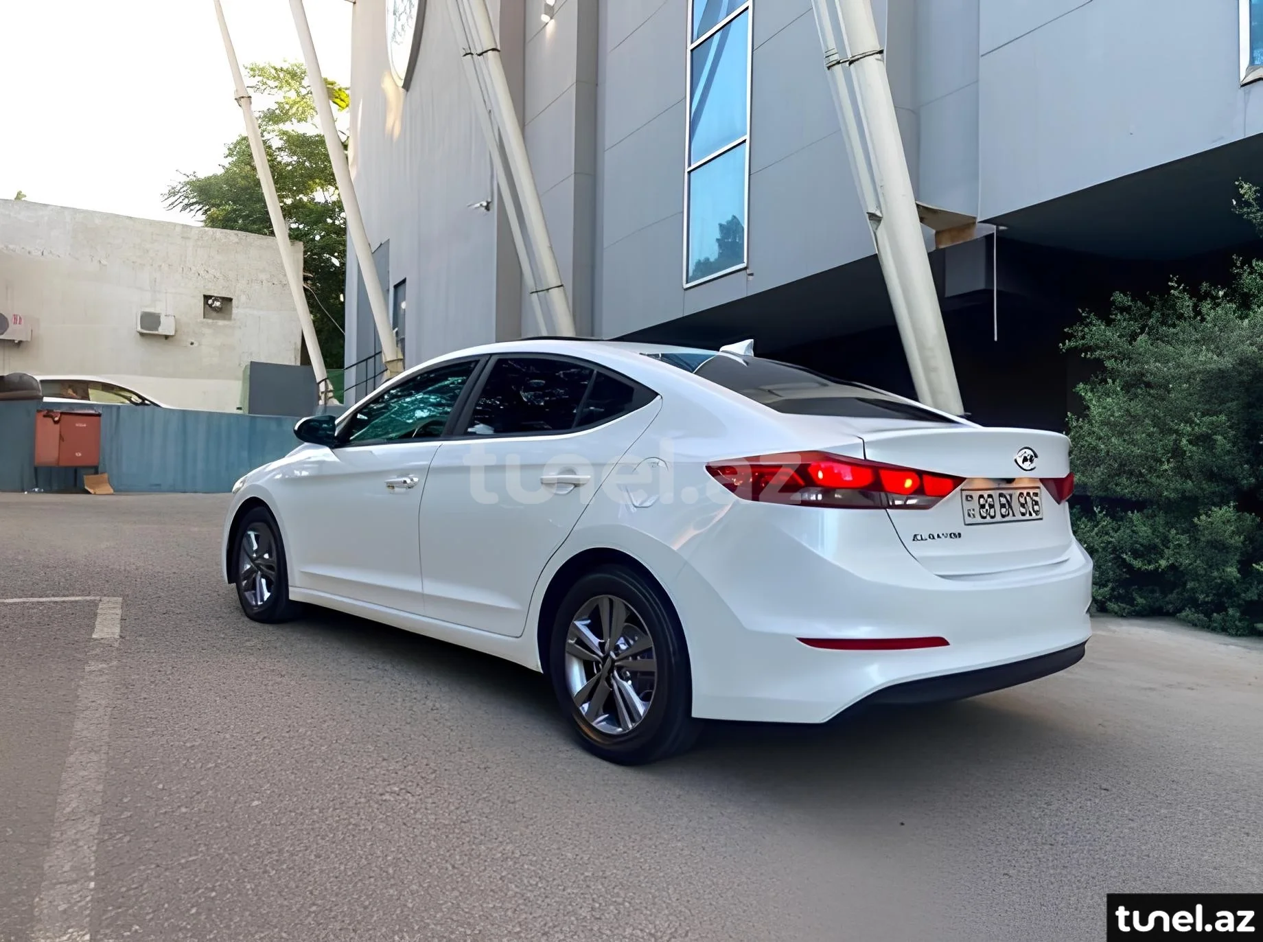 Hyundai Elantra 2016