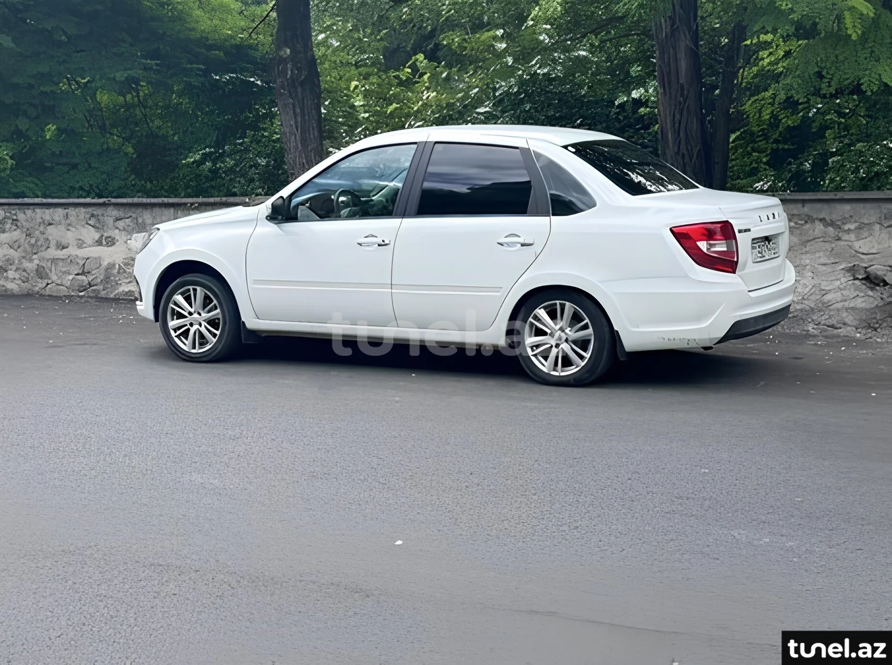 LADA (VAZ) Granta 2025