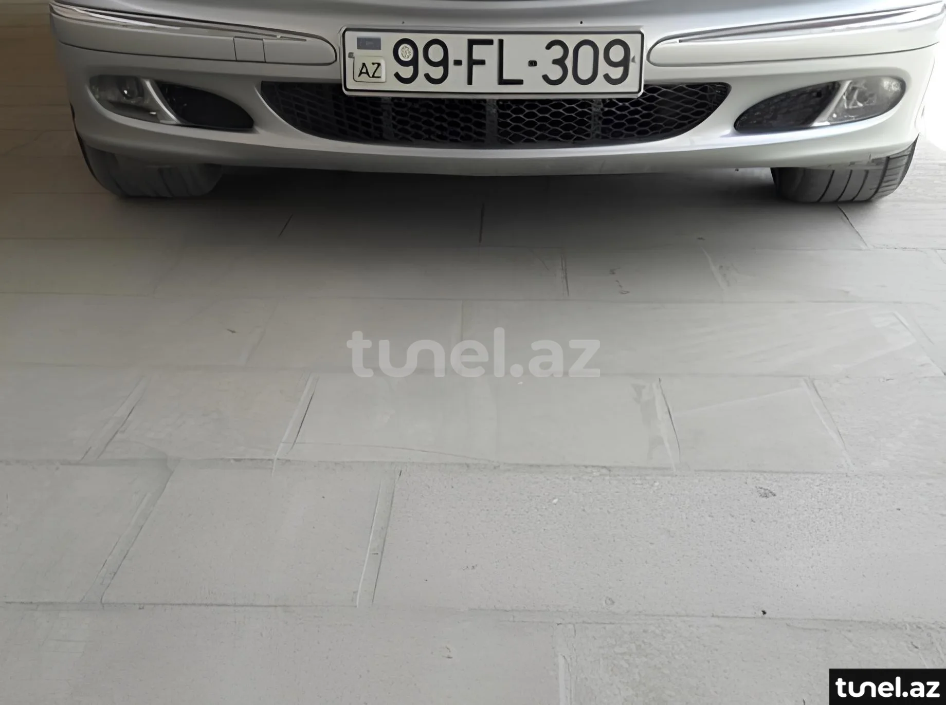 Mercedes E 240 2004