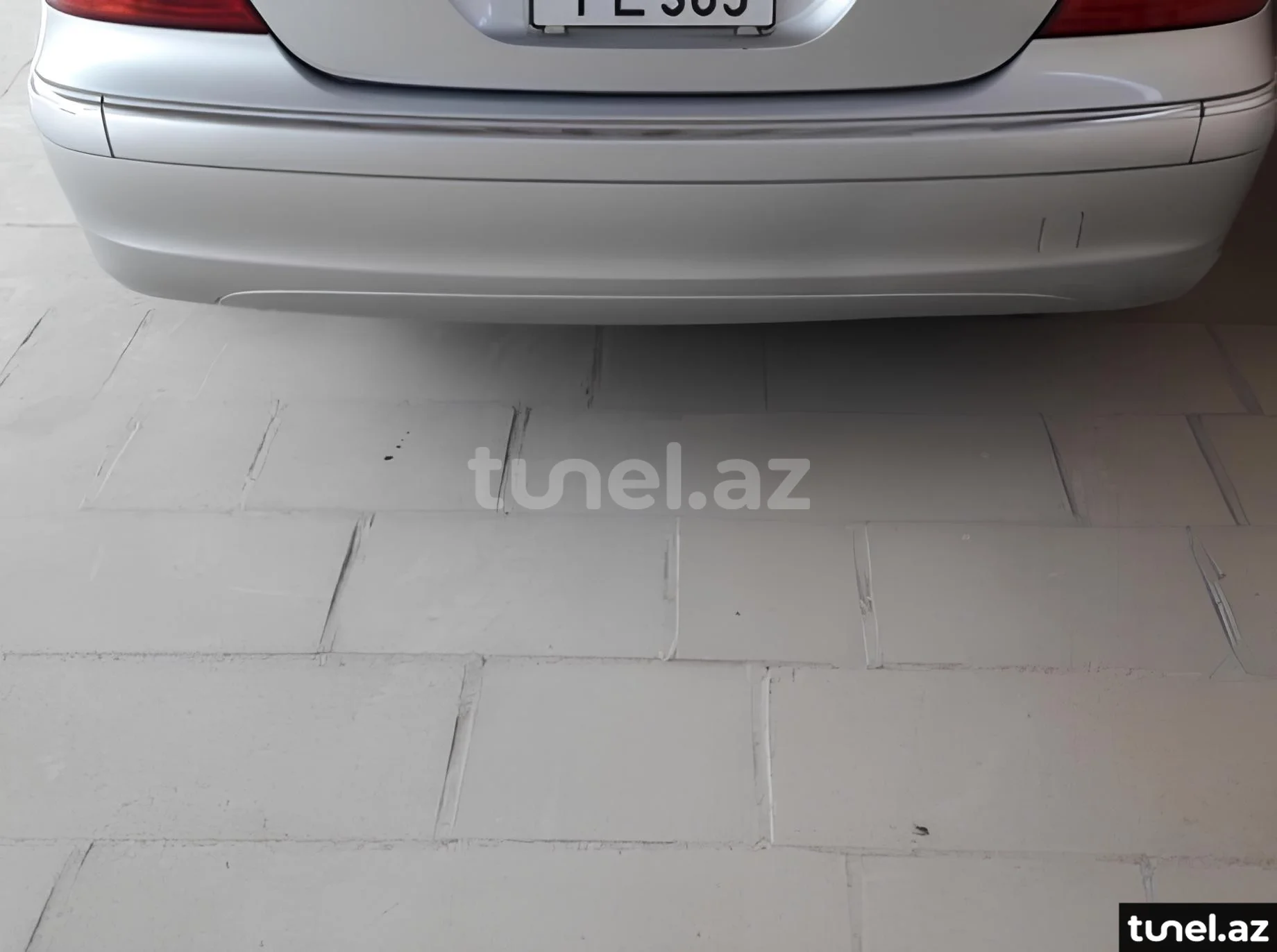 Mercedes E 240 2004