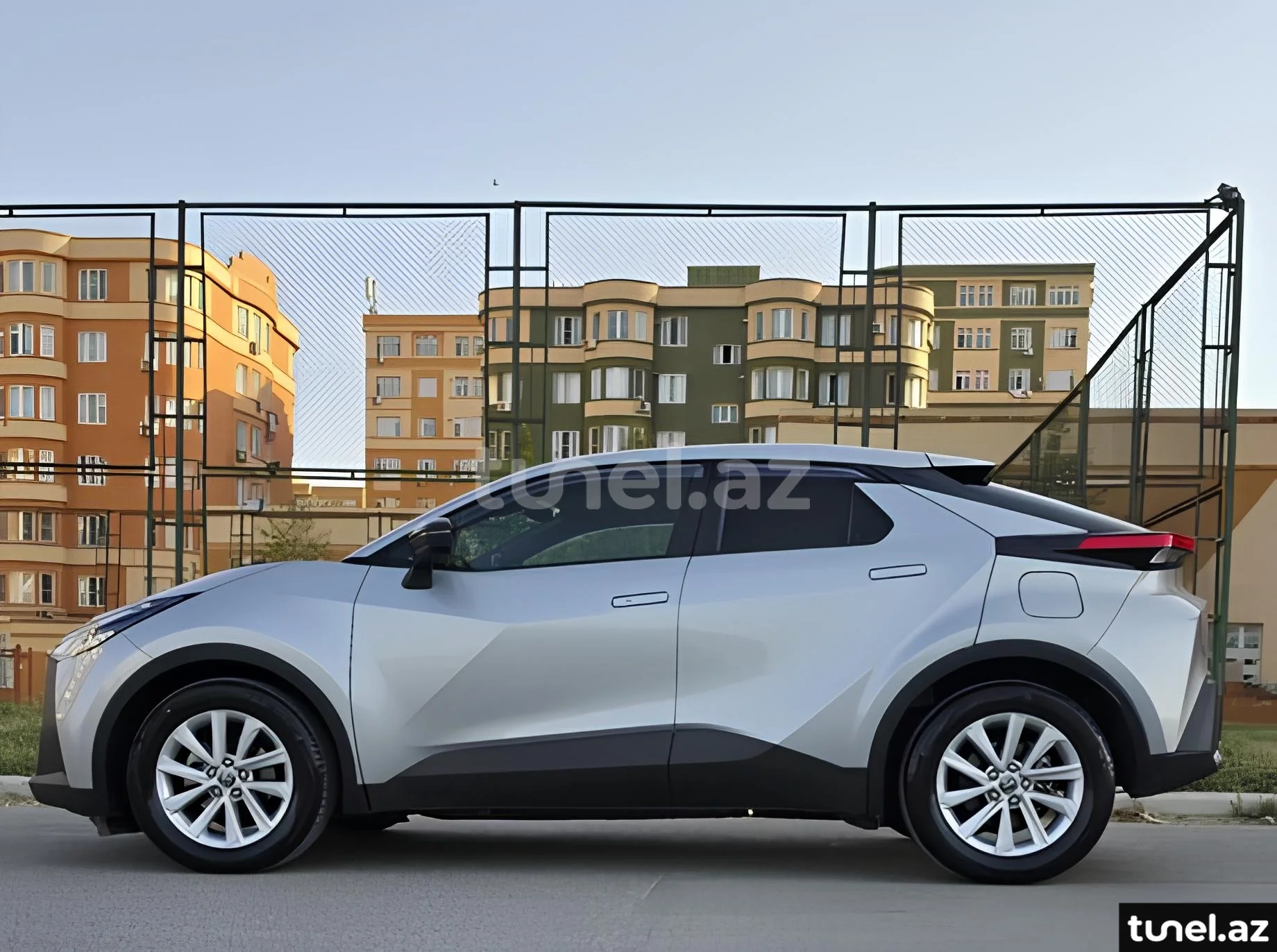 Toyota C-HR 2024