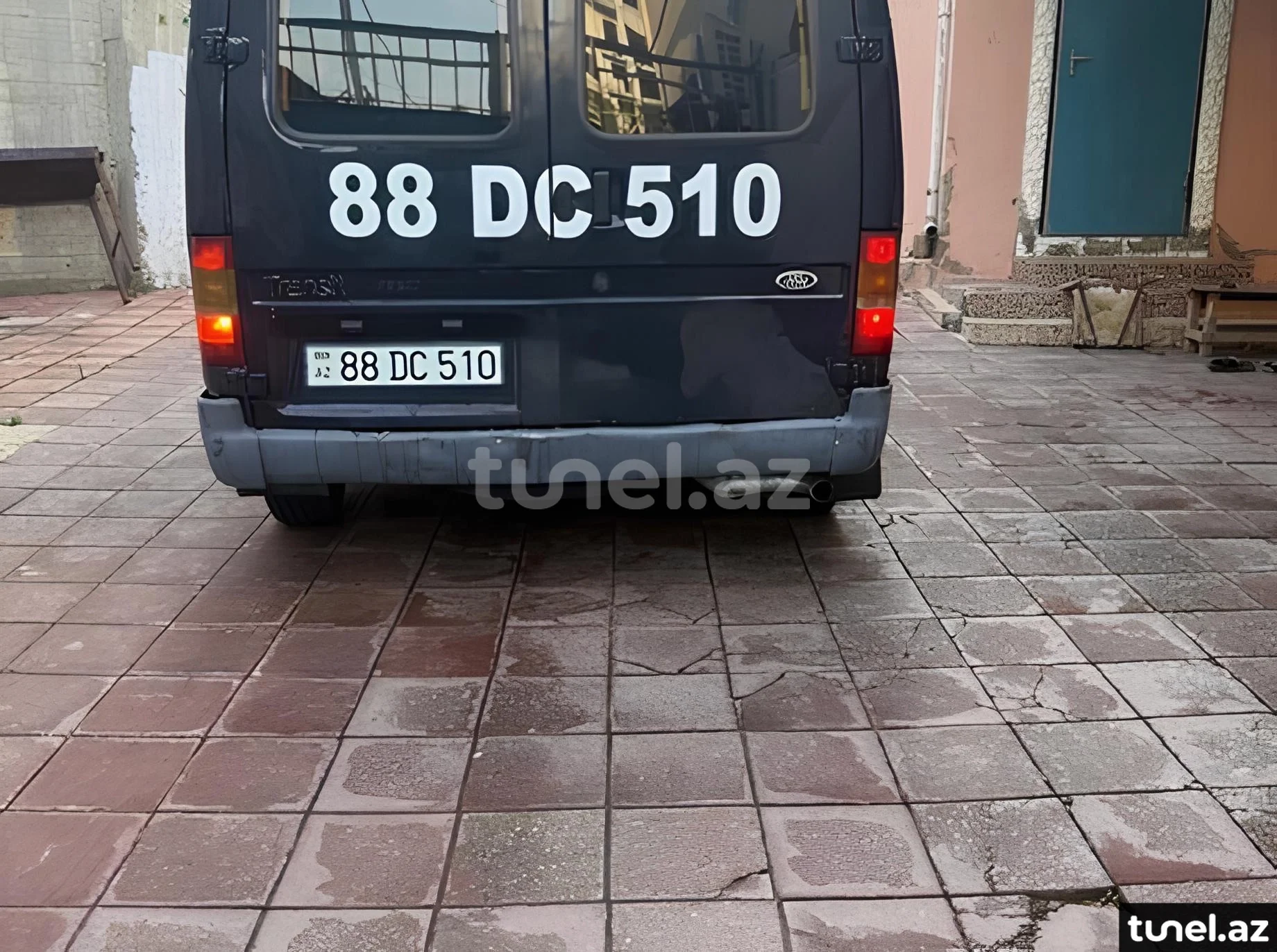 Ford Transit 2000