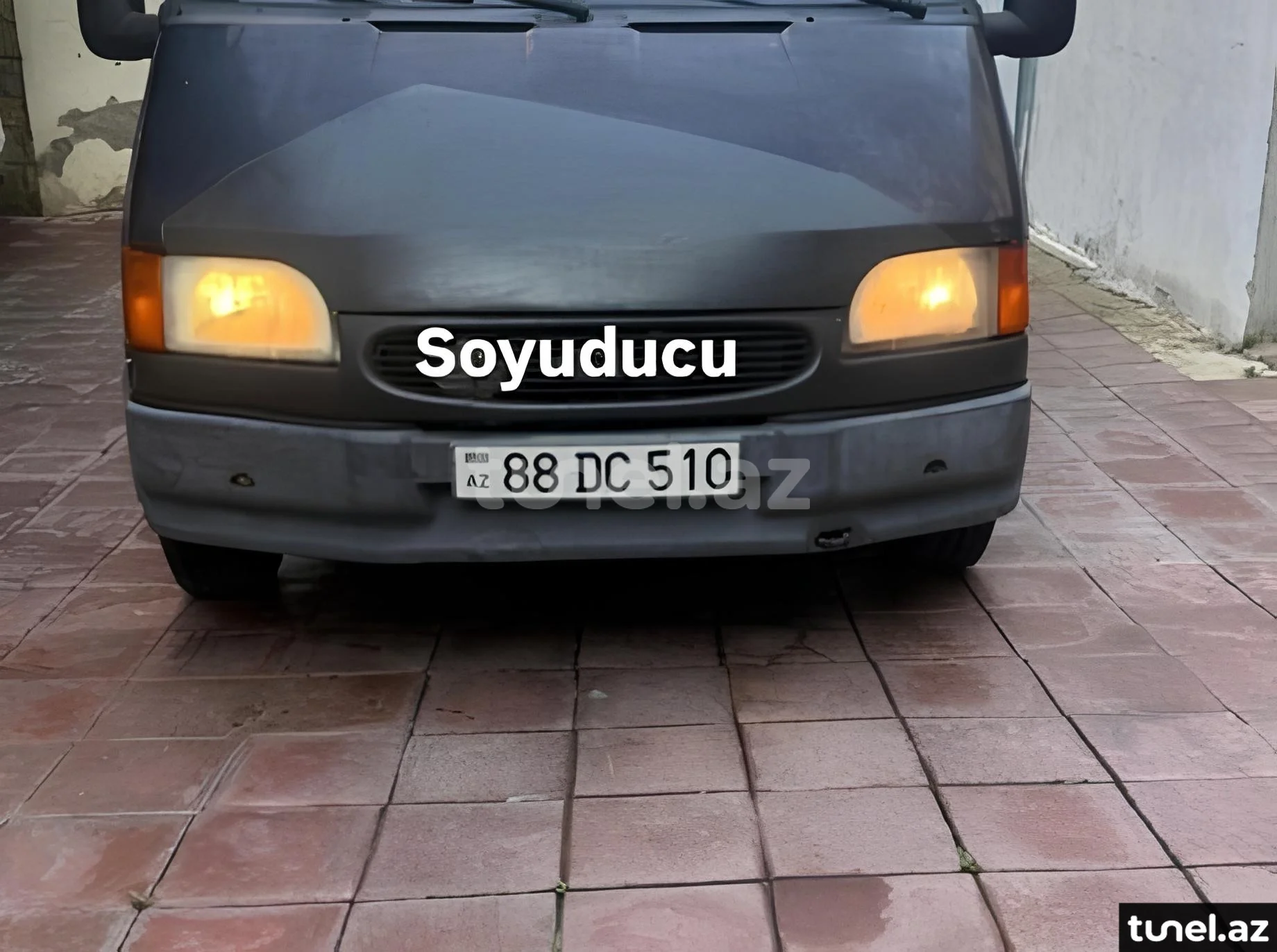 Ford Transit 2000