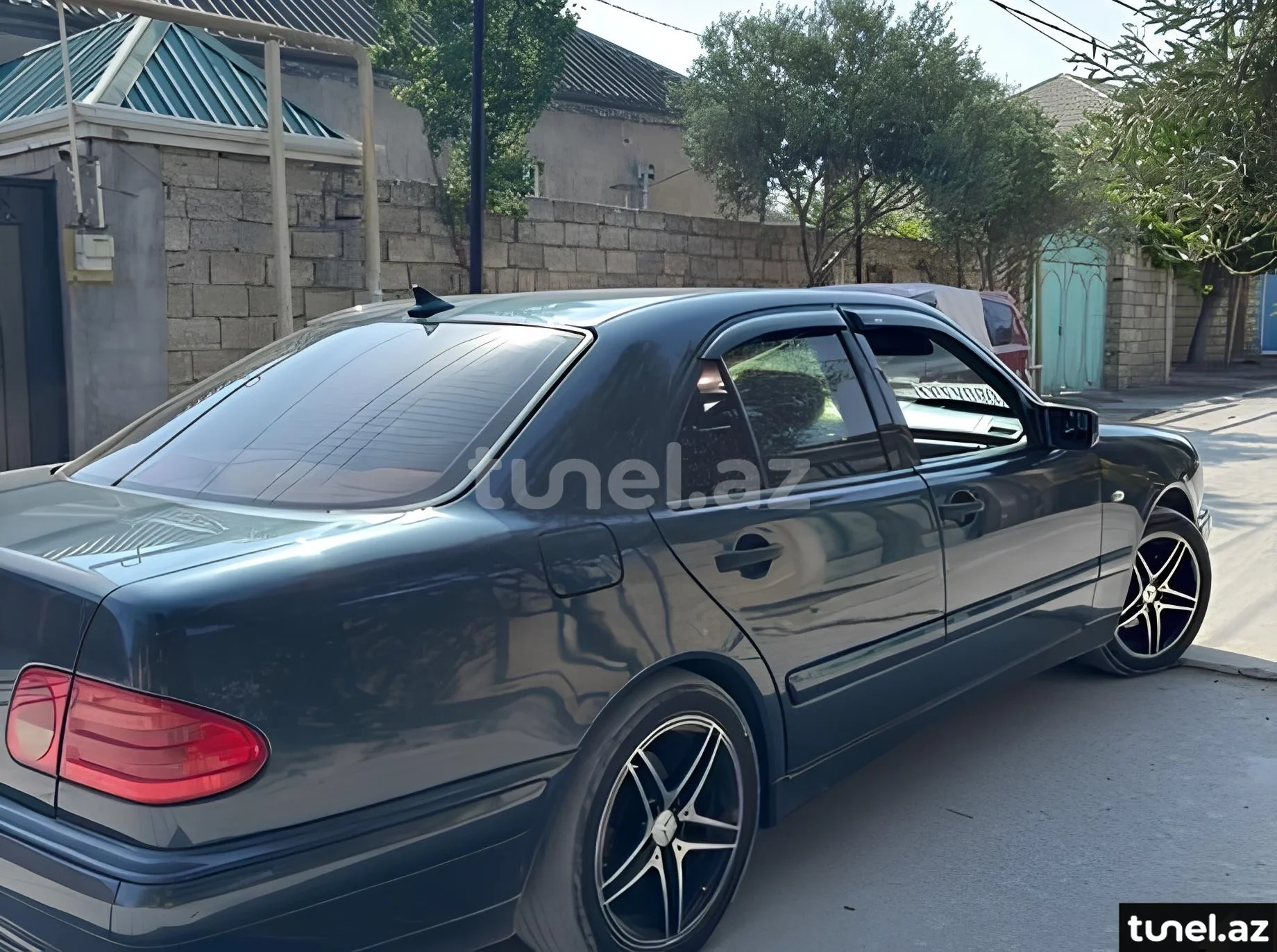 Mercedes E 230 1996