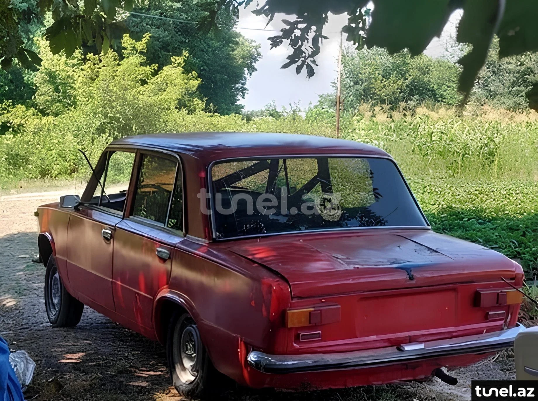 LADA (VAZ) 21011 1983