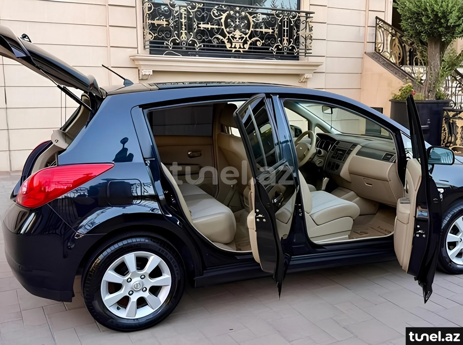 Nissan Tiida 2007
