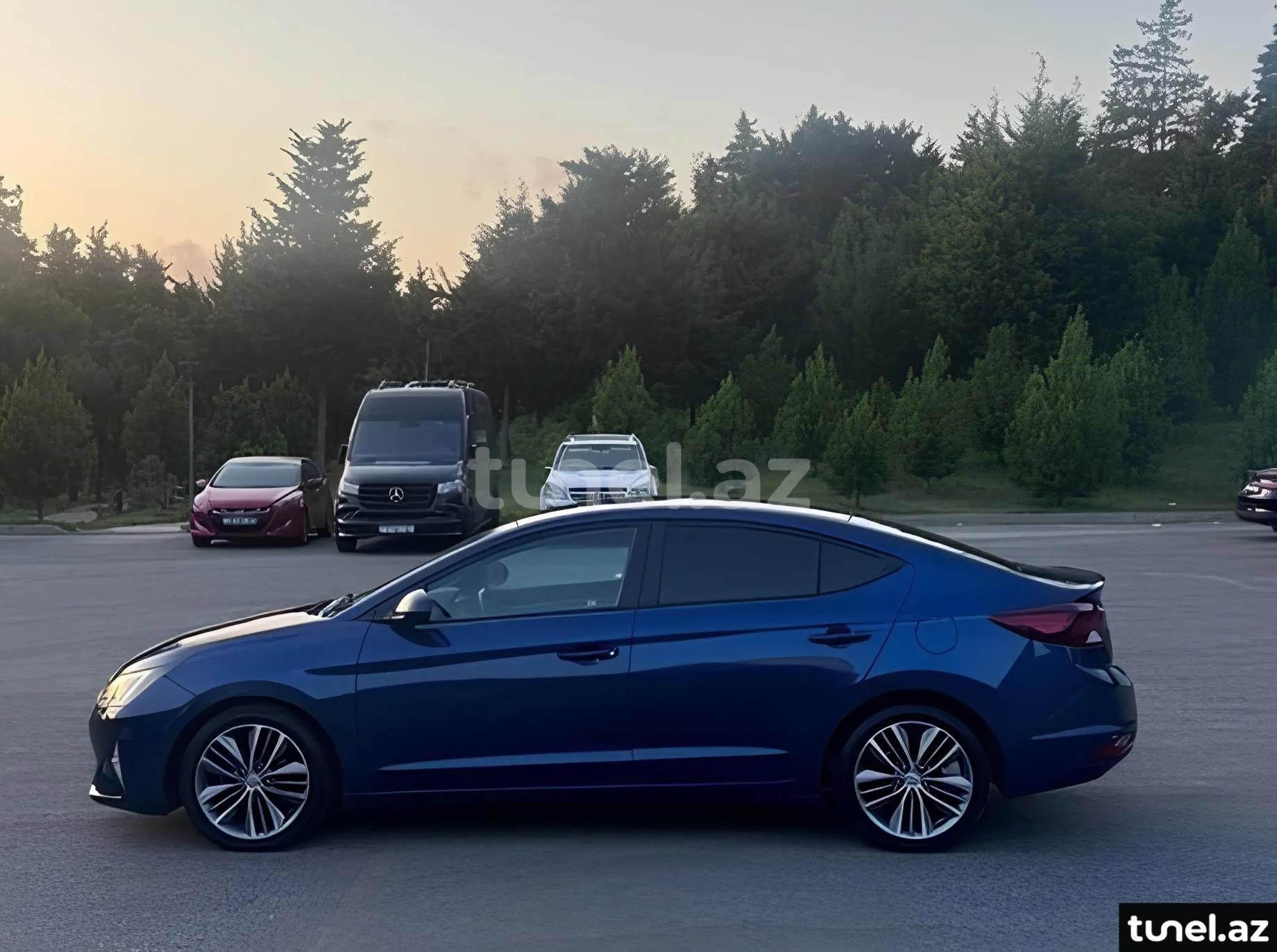 Hyundai Elantra 2019