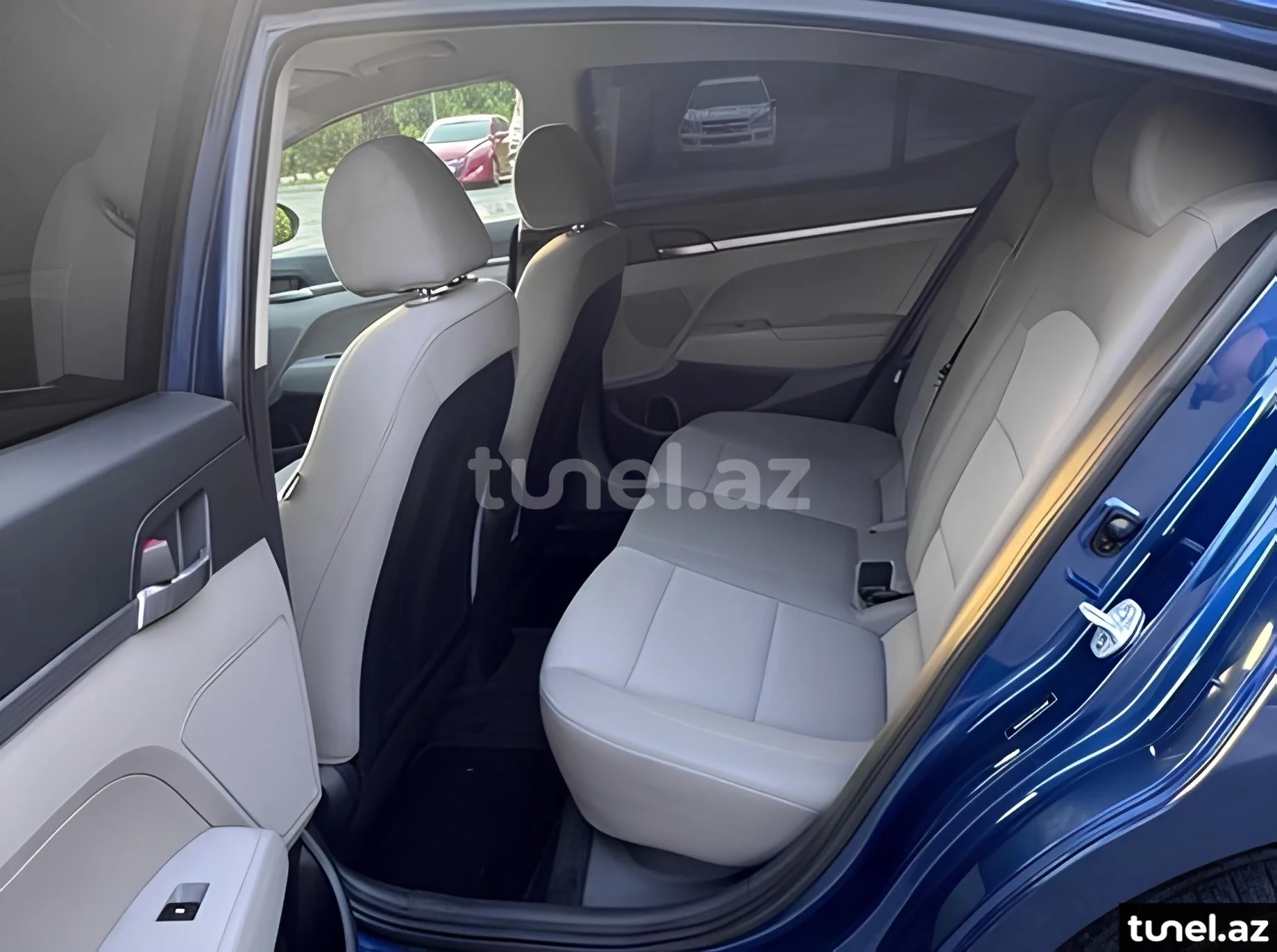 Hyundai Elantra 2019