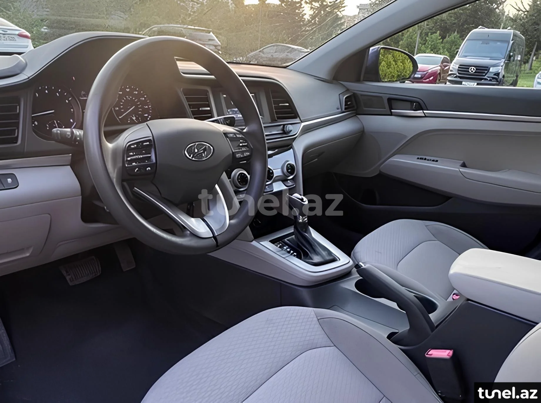Hyundai Elantra 2019