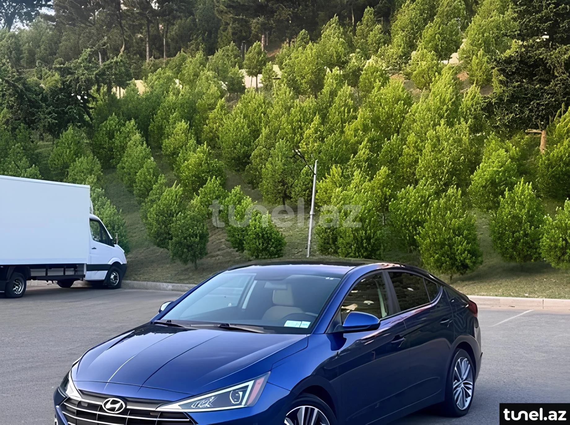 Hyundai Elantra 2019