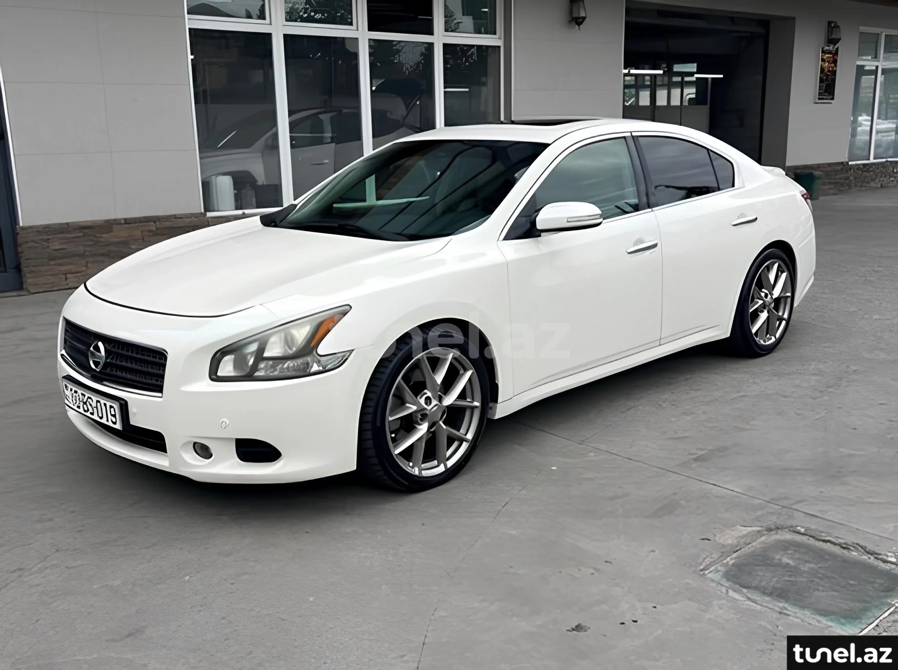 Nissan Maxima 2011