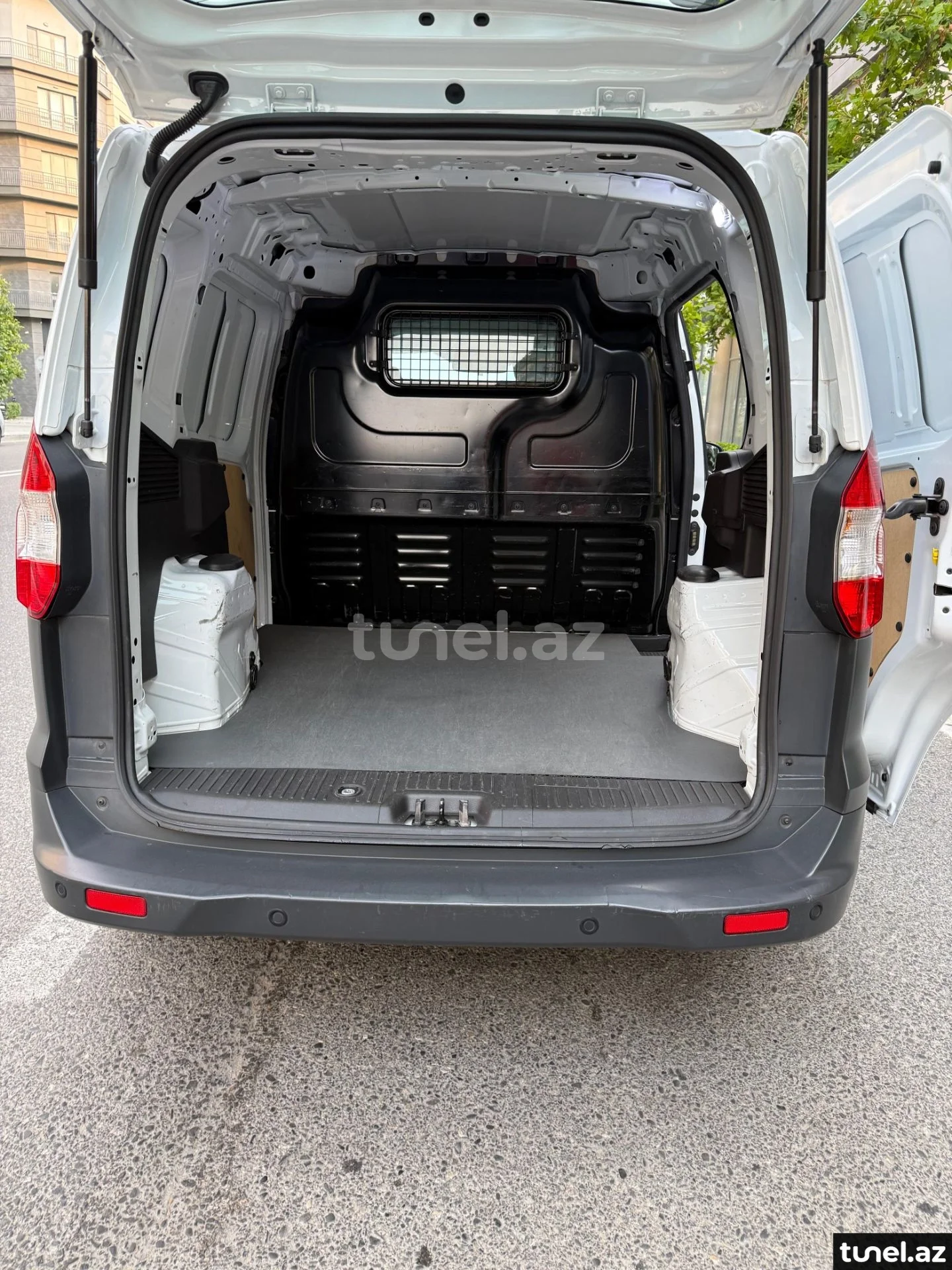 Ford Courier 2018