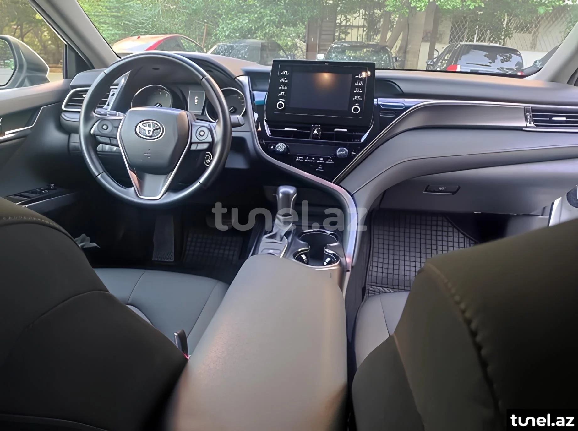 Toyota Camry 2021