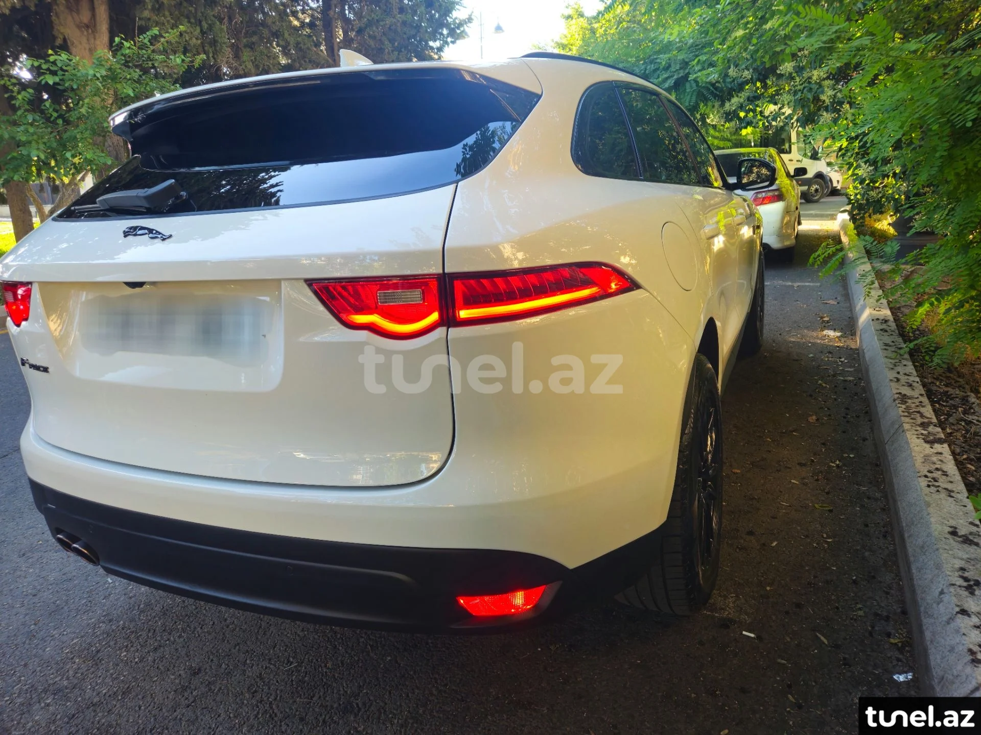 Jaguar F-Pace 2017