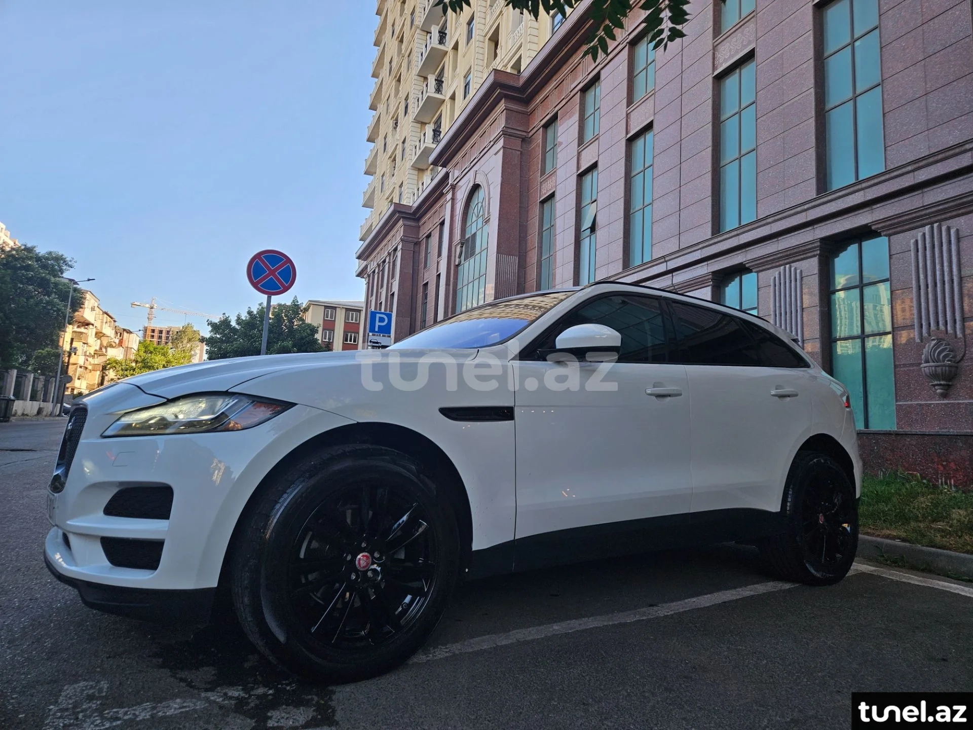 Jaguar F-Pace 2017