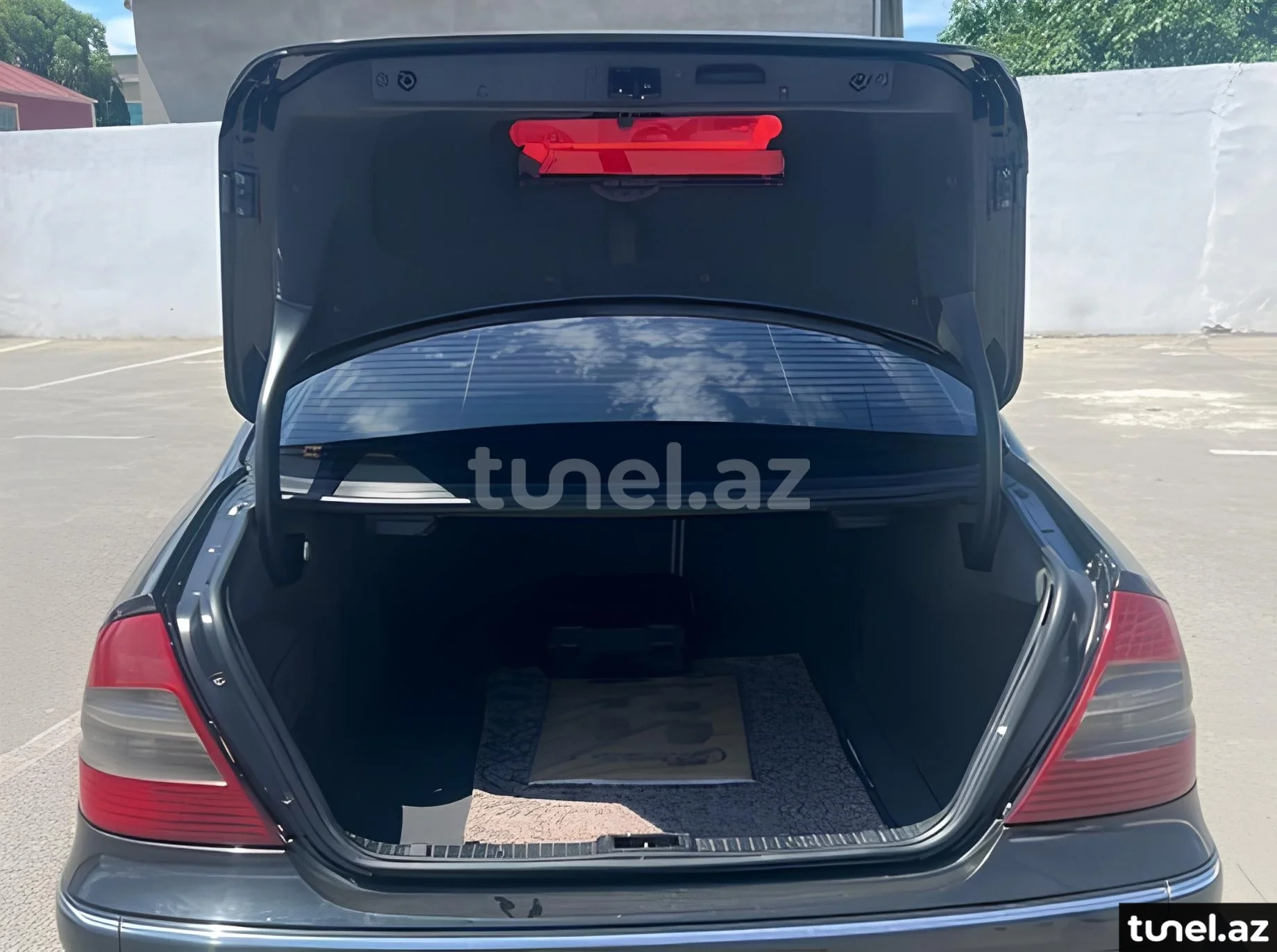 Mercedes E 240 2004