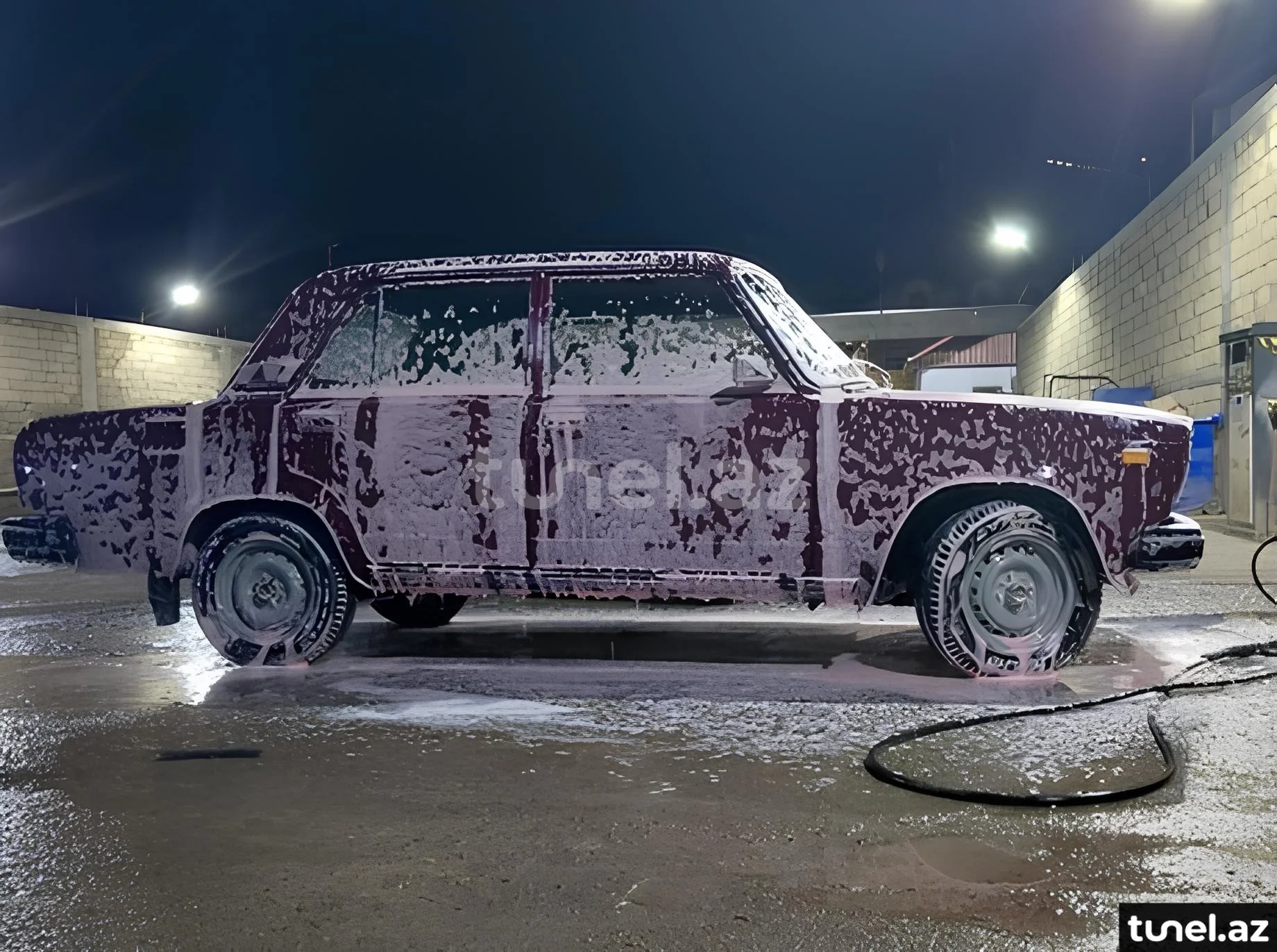 LADA (VAZ) 2107 2000