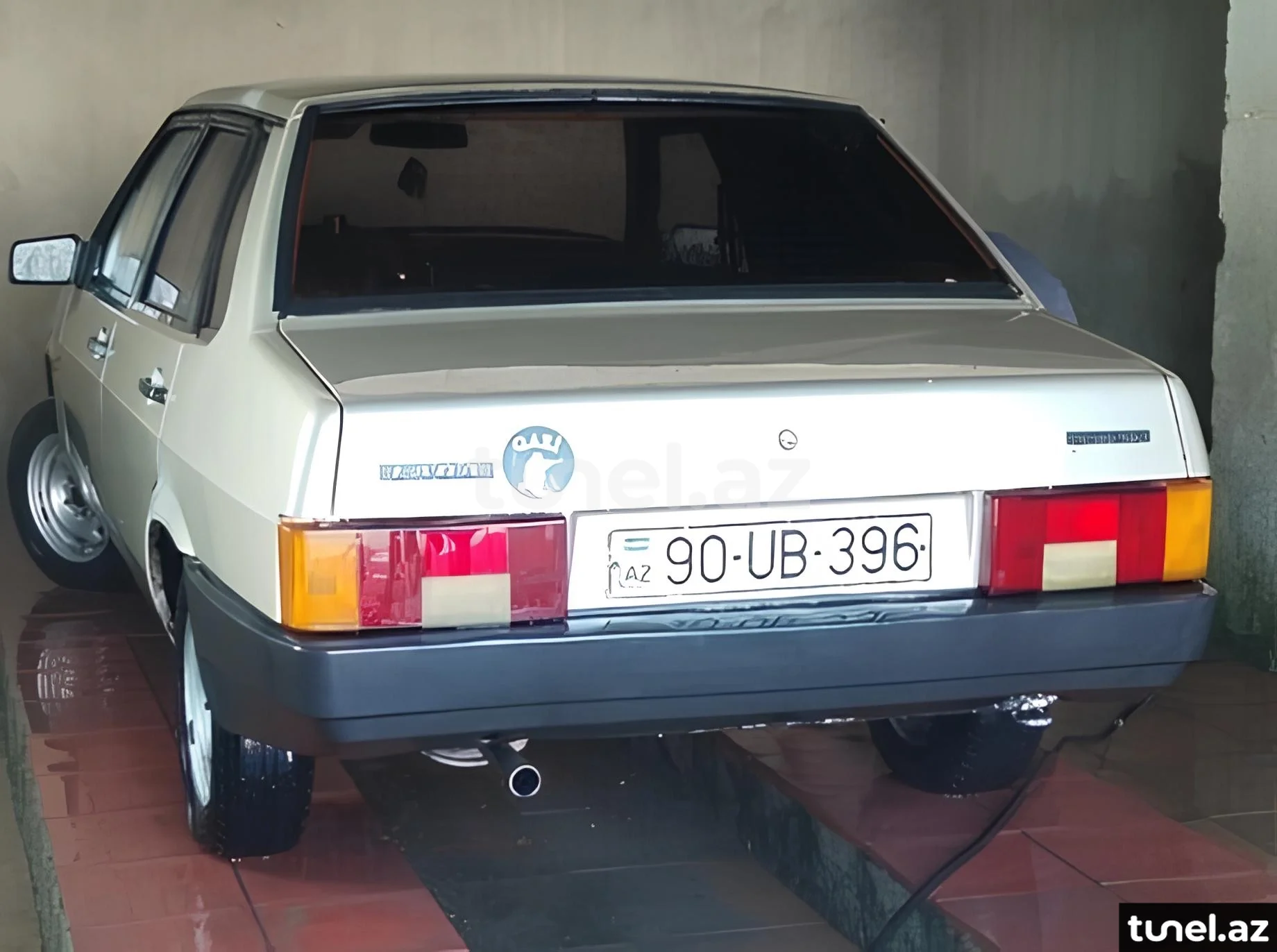 LADA (VAZ) 21099 2000