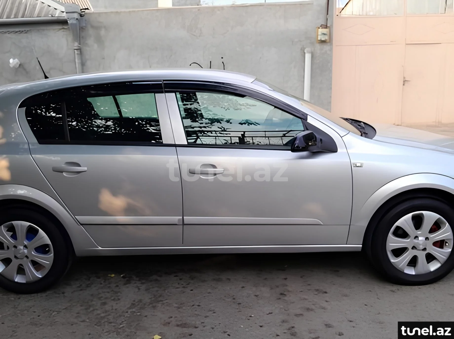Opel Astra 2006