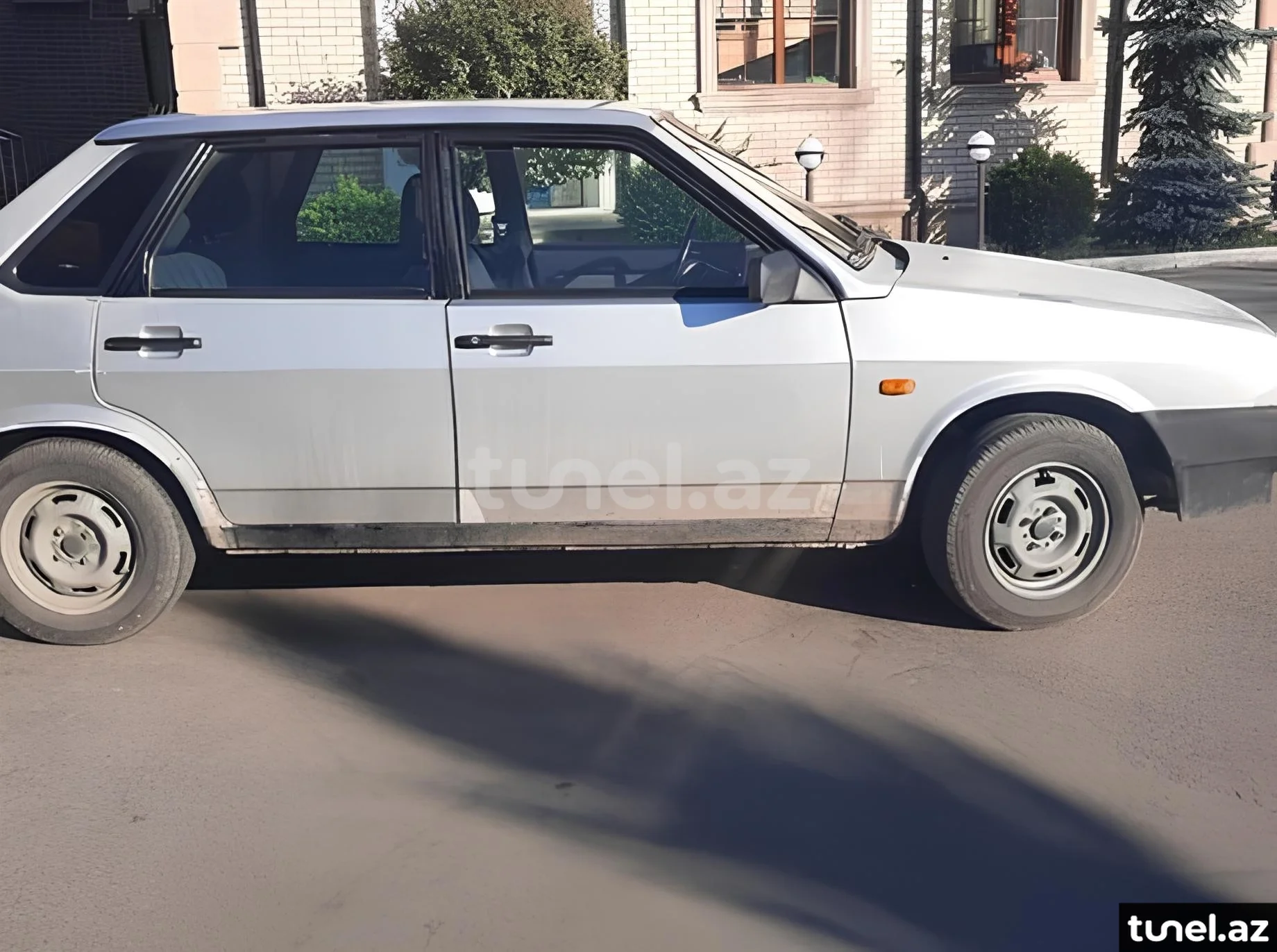 LADA (VAZ) 21099 2004