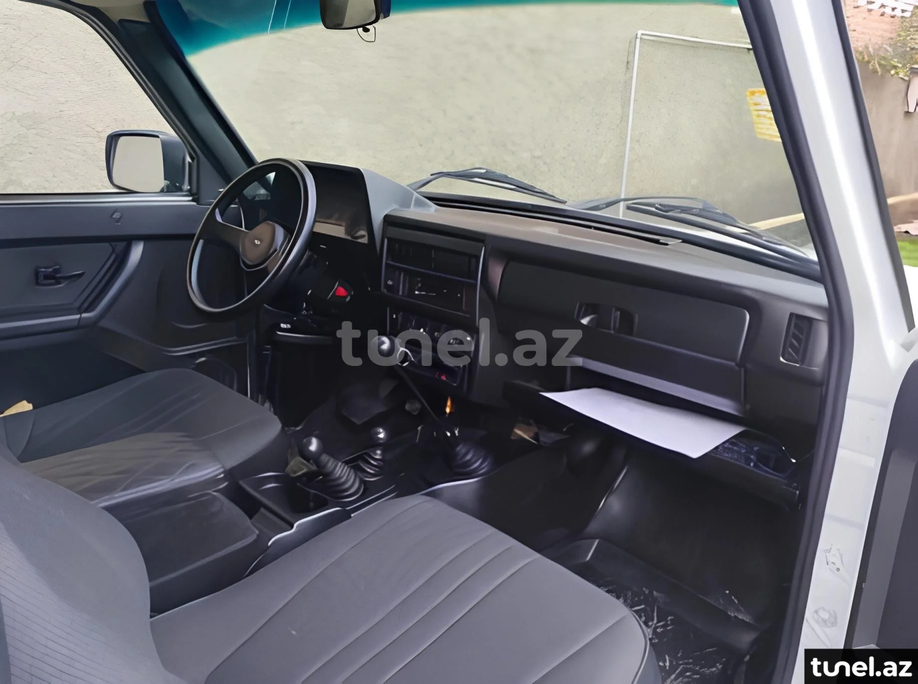 LADA (VAZ) Niva 2013