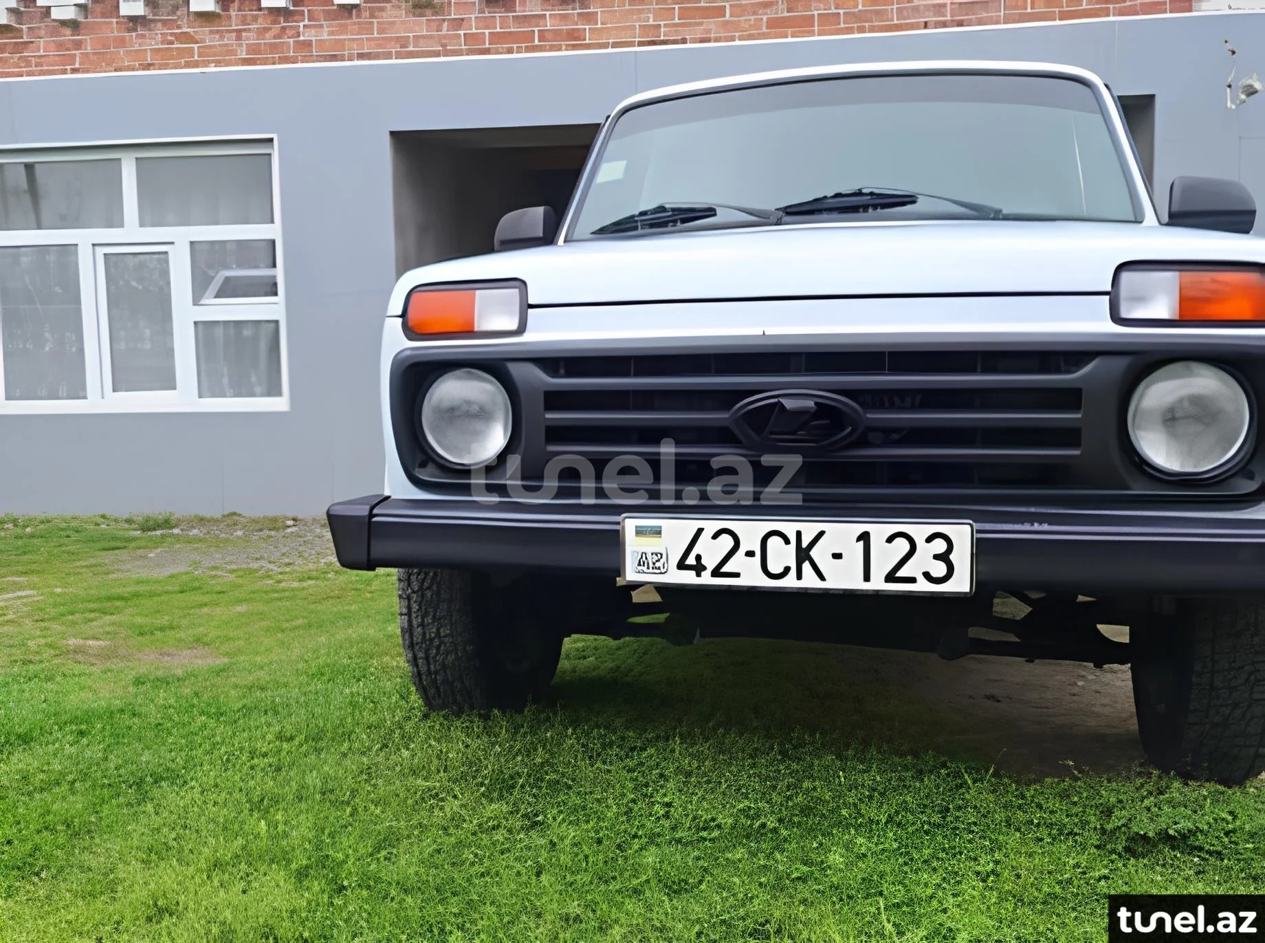 LADA (VAZ) Niva 2013