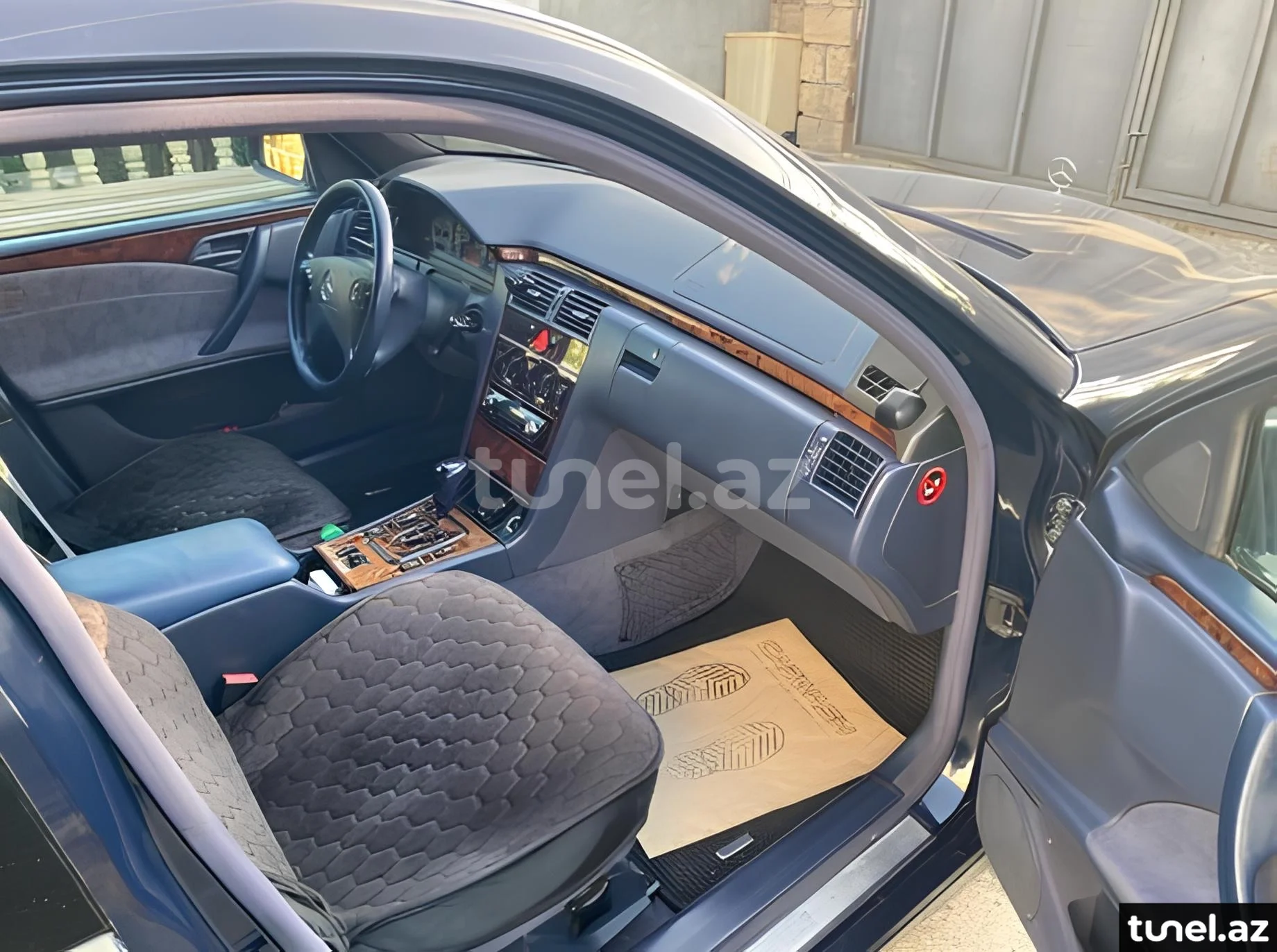Mercedes E 320 2000
