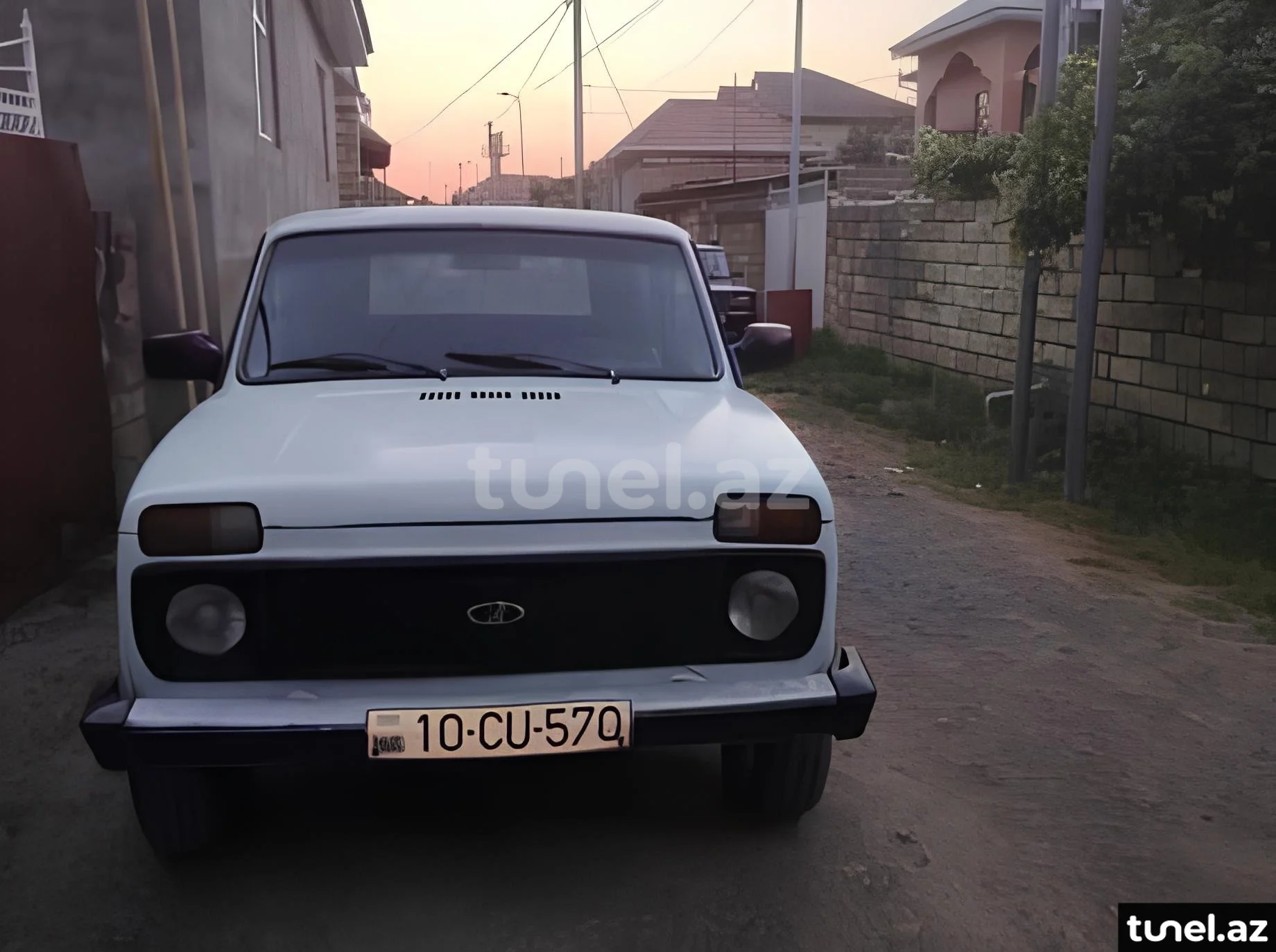 LADA (VAZ) Niva 1992
