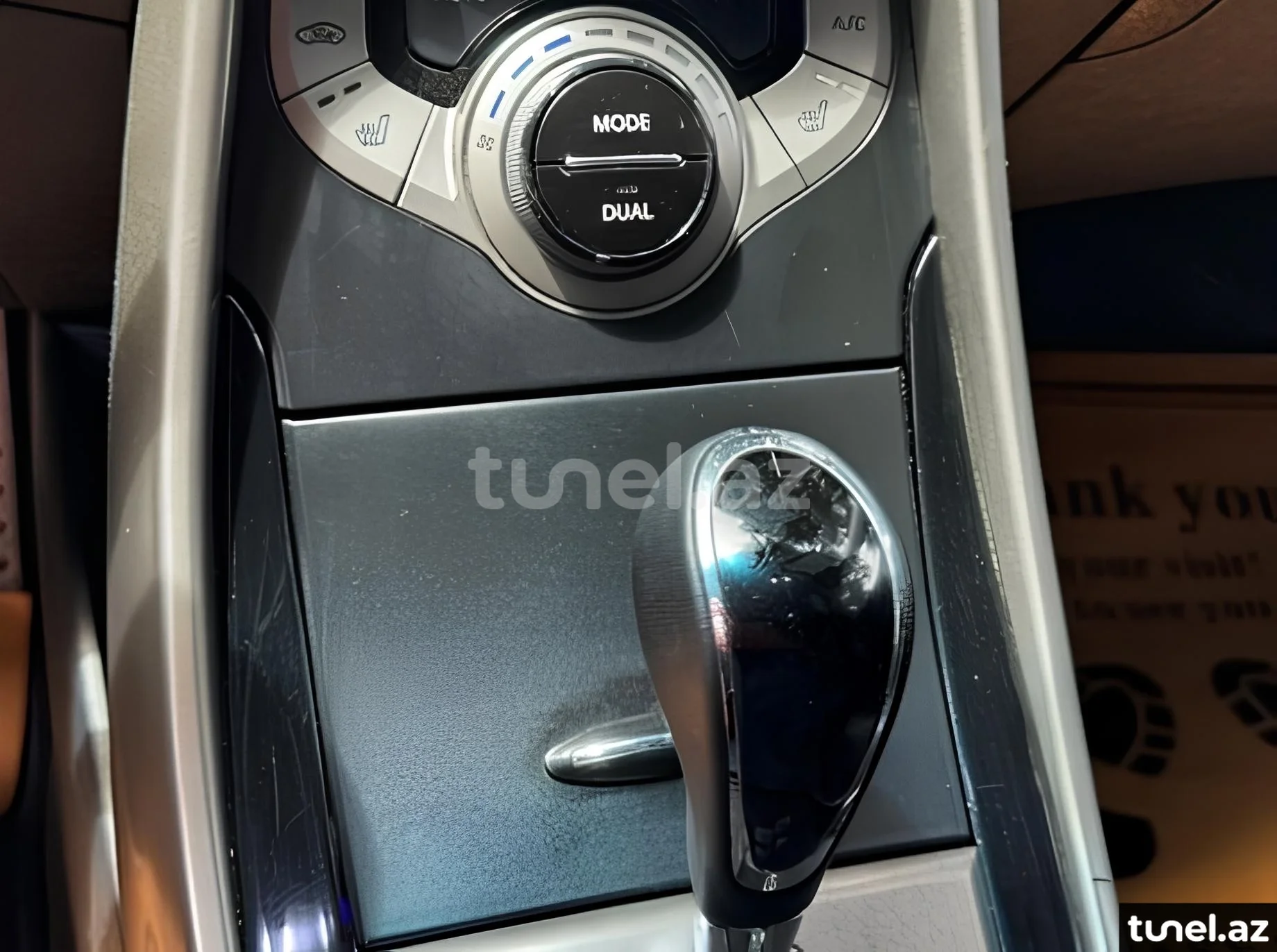 Hyundai Elantra 2012