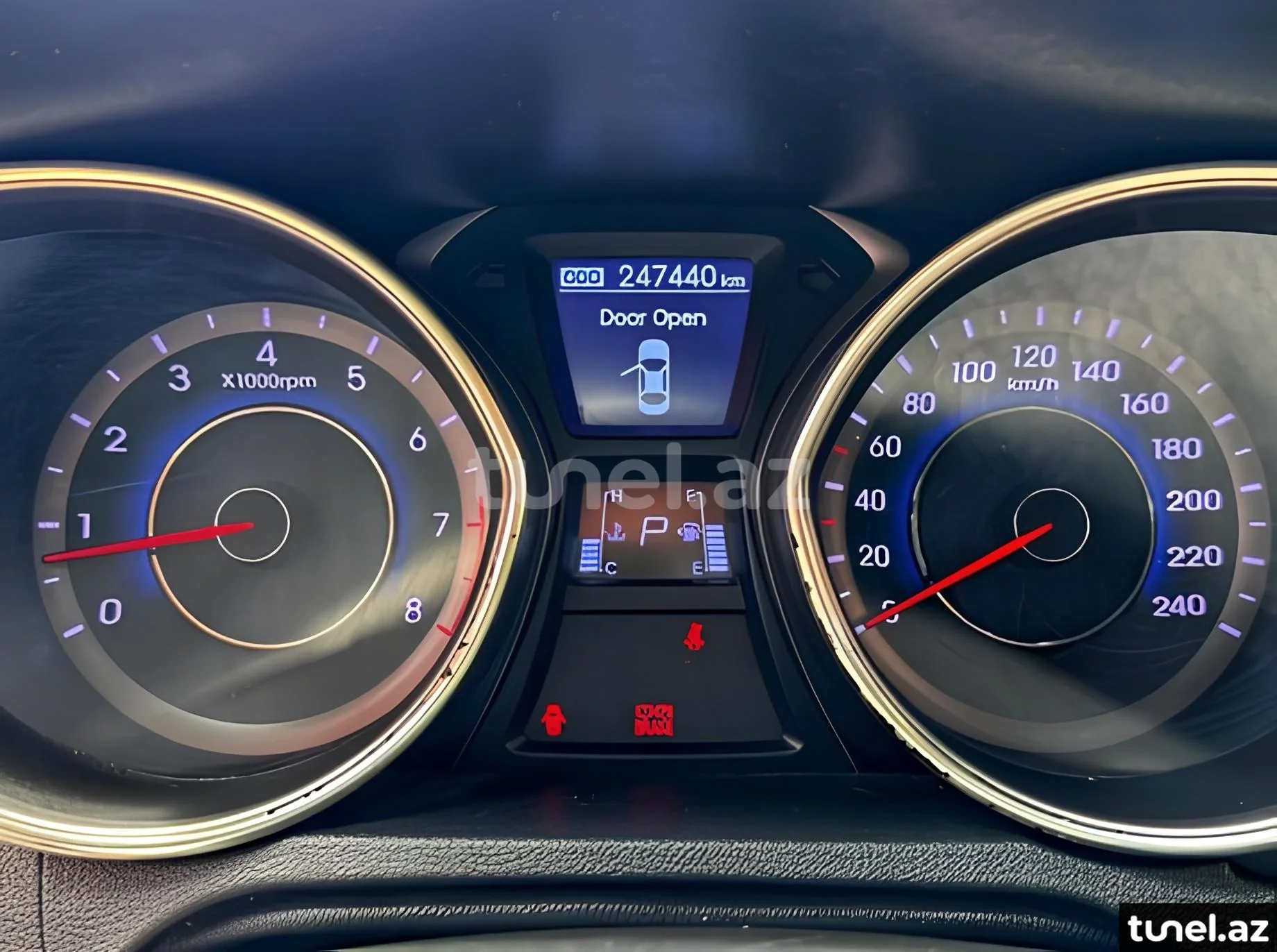 Hyundai Elantra 2012