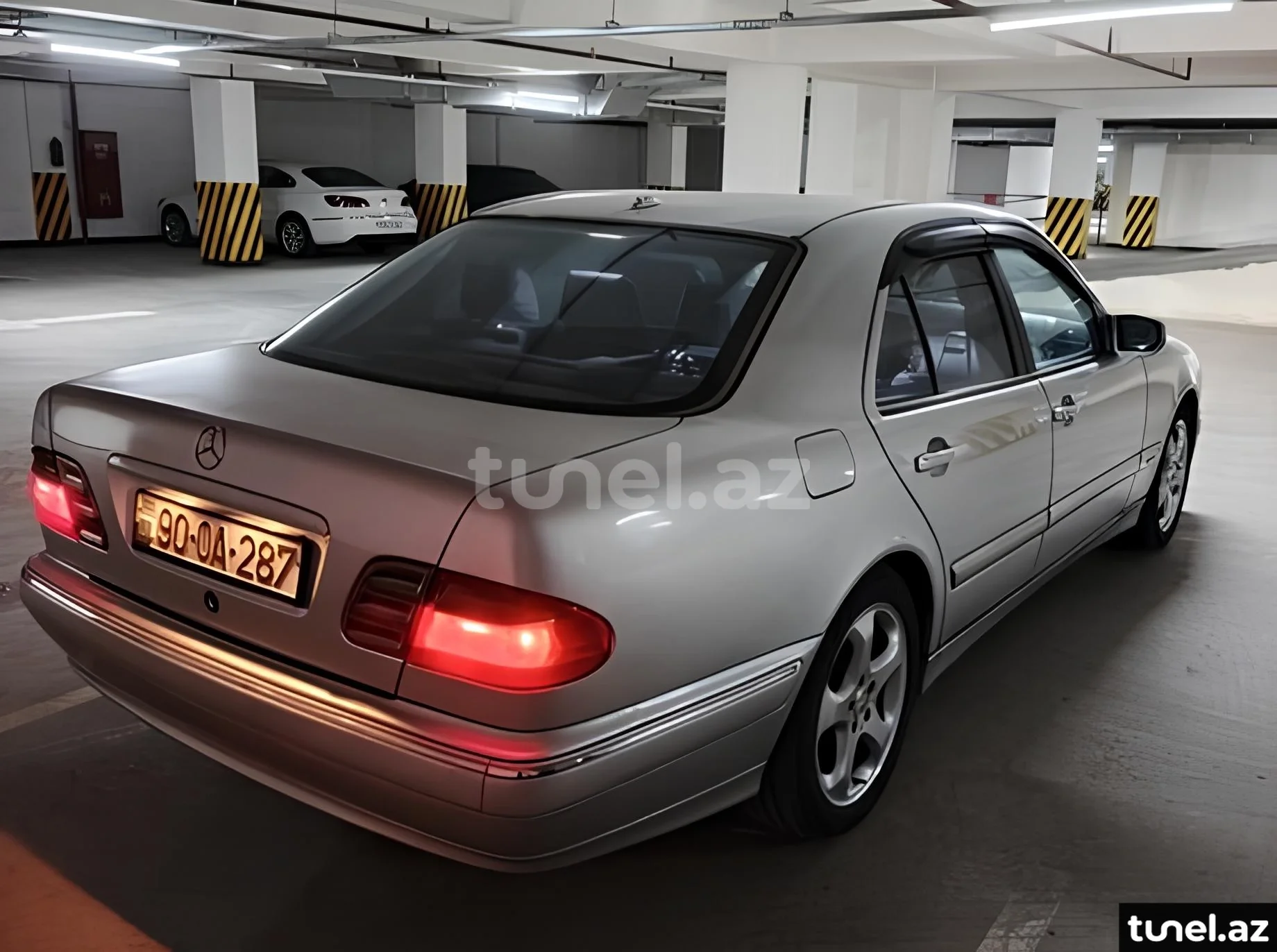 Mercedes E 320 2001
