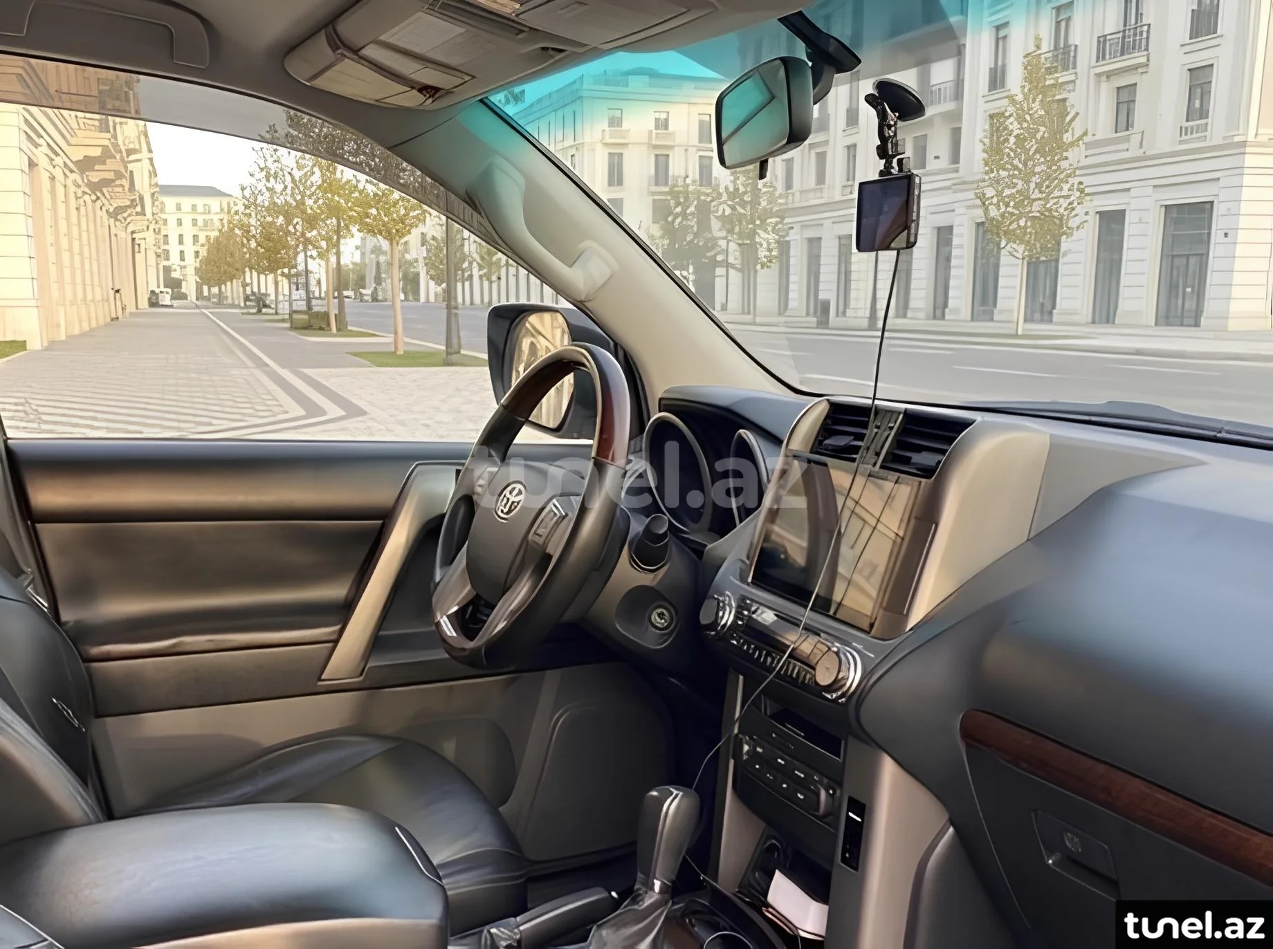 Toyota Land Cruiser Prado 2010