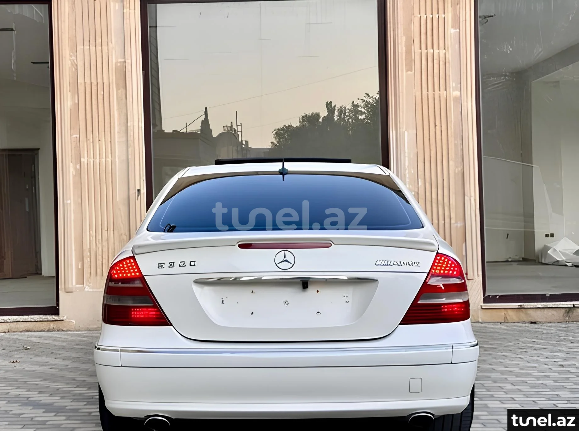 Mercedes E 320 2003