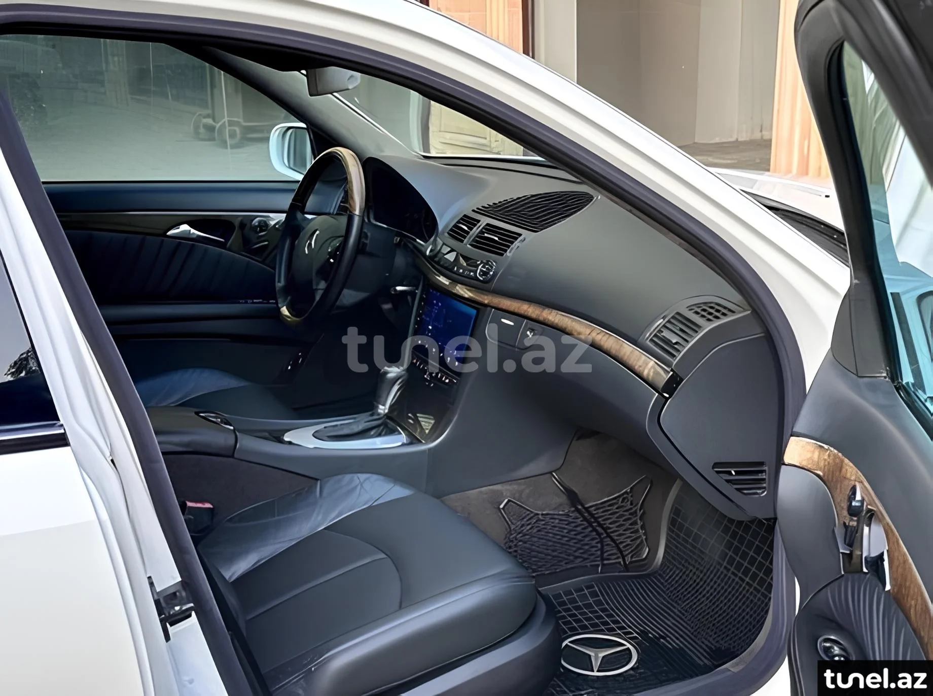 Mercedes E 320 2003