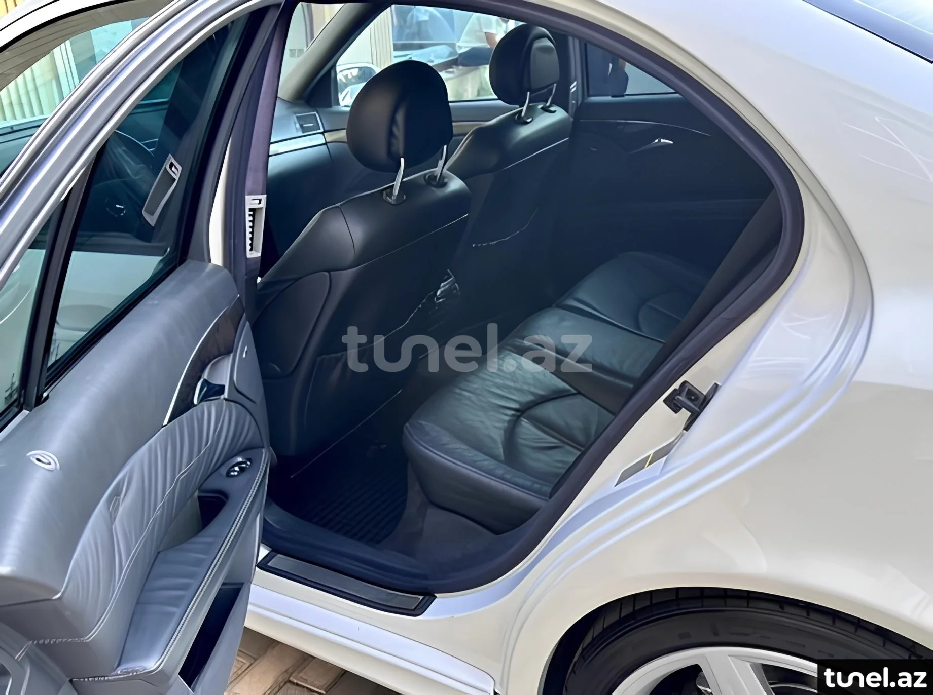 Mercedes E 320 2003