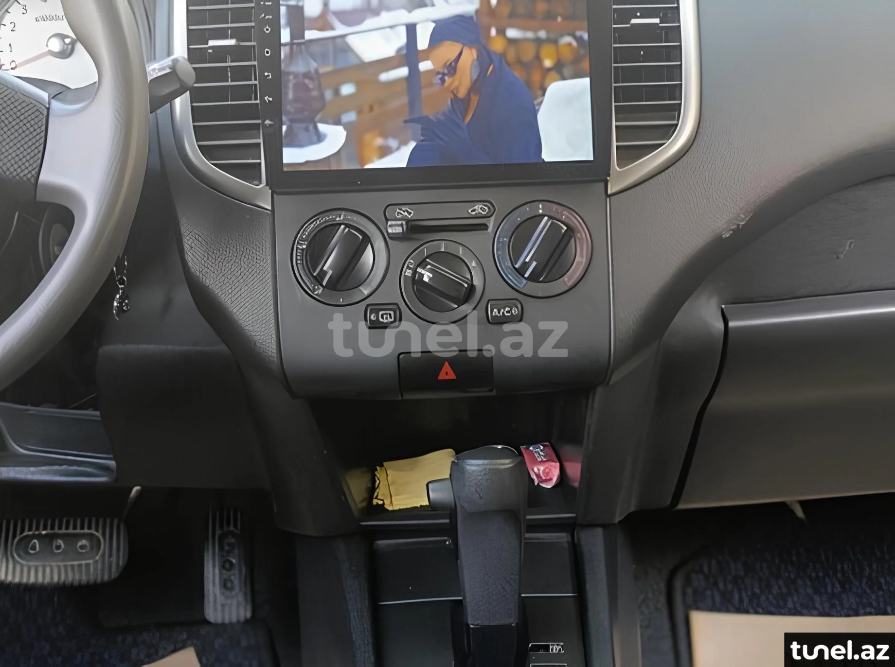 Nissan Wingroad 2015