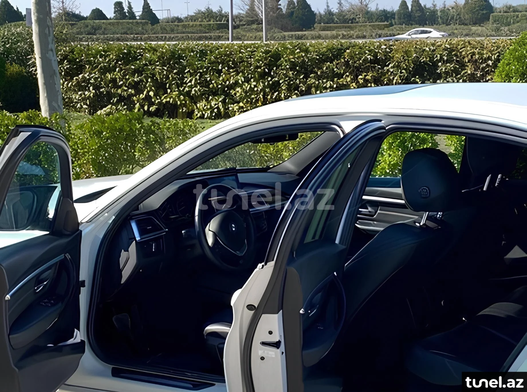 BMW 330e 2017