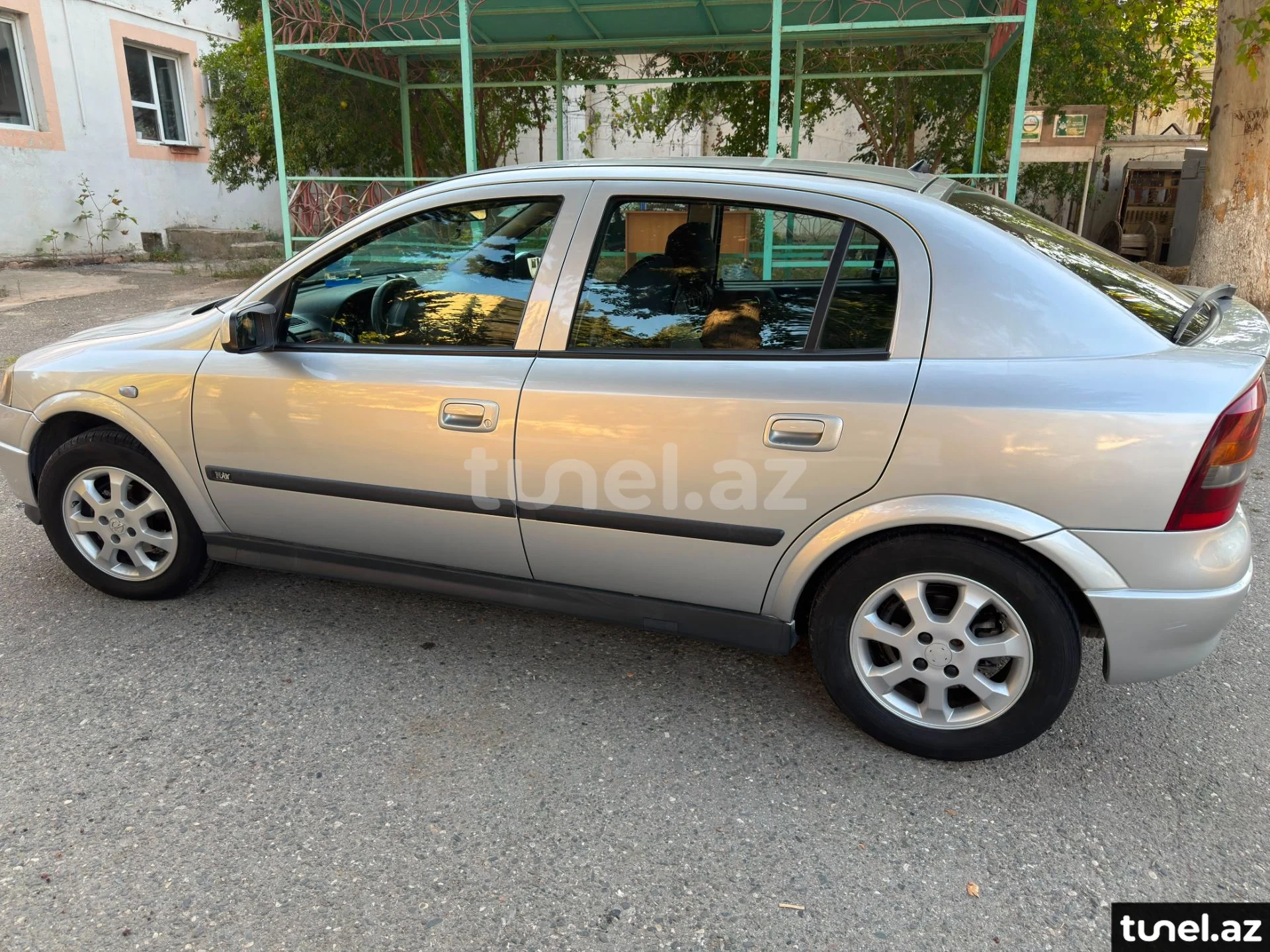 Opel Astra 2003