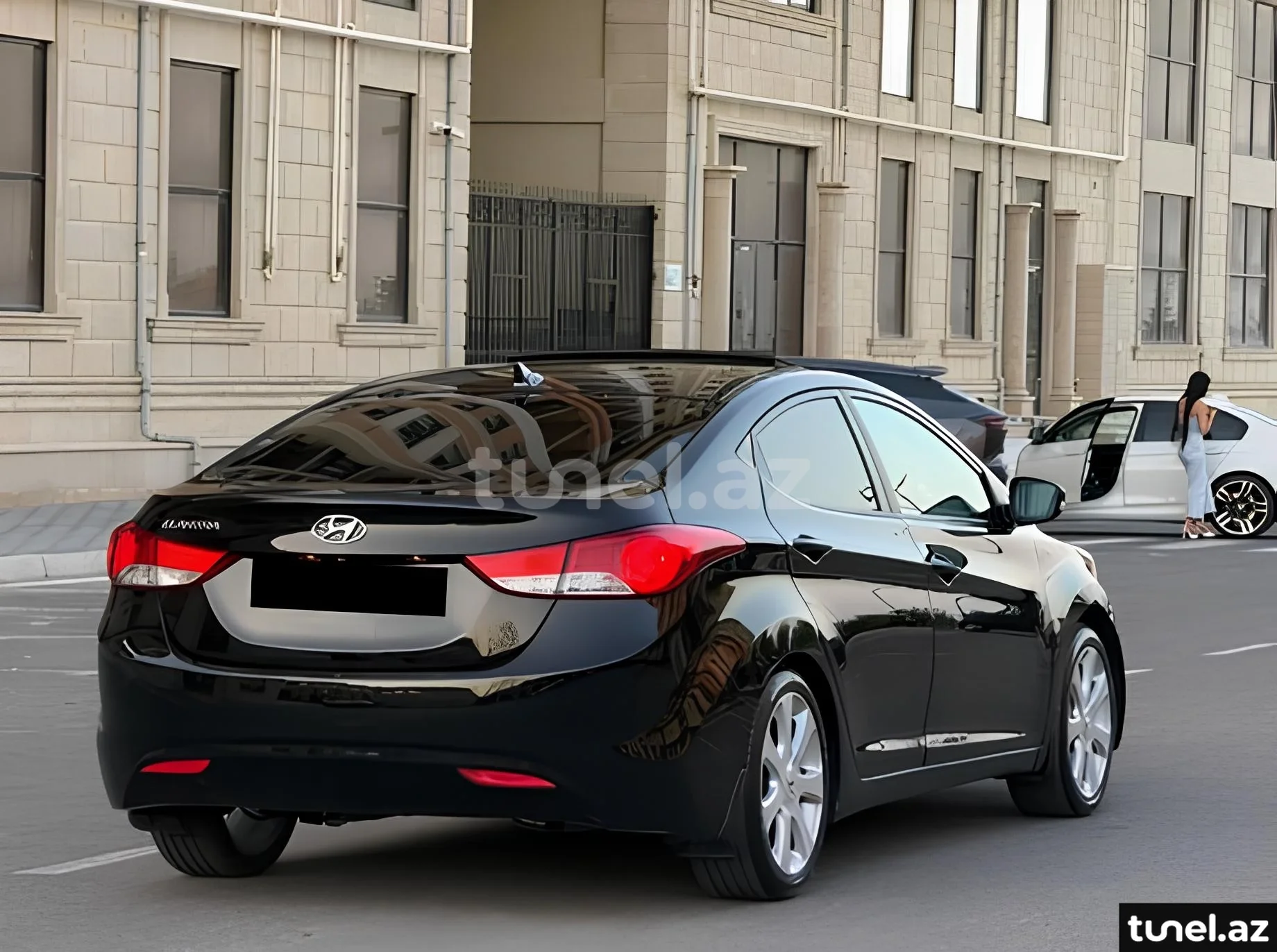 Hyundai Elantra 2012