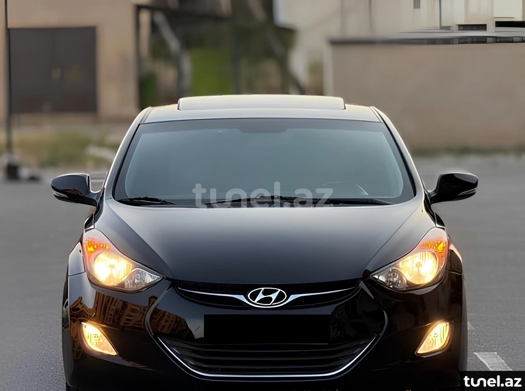 Hyundai Elantra 2012