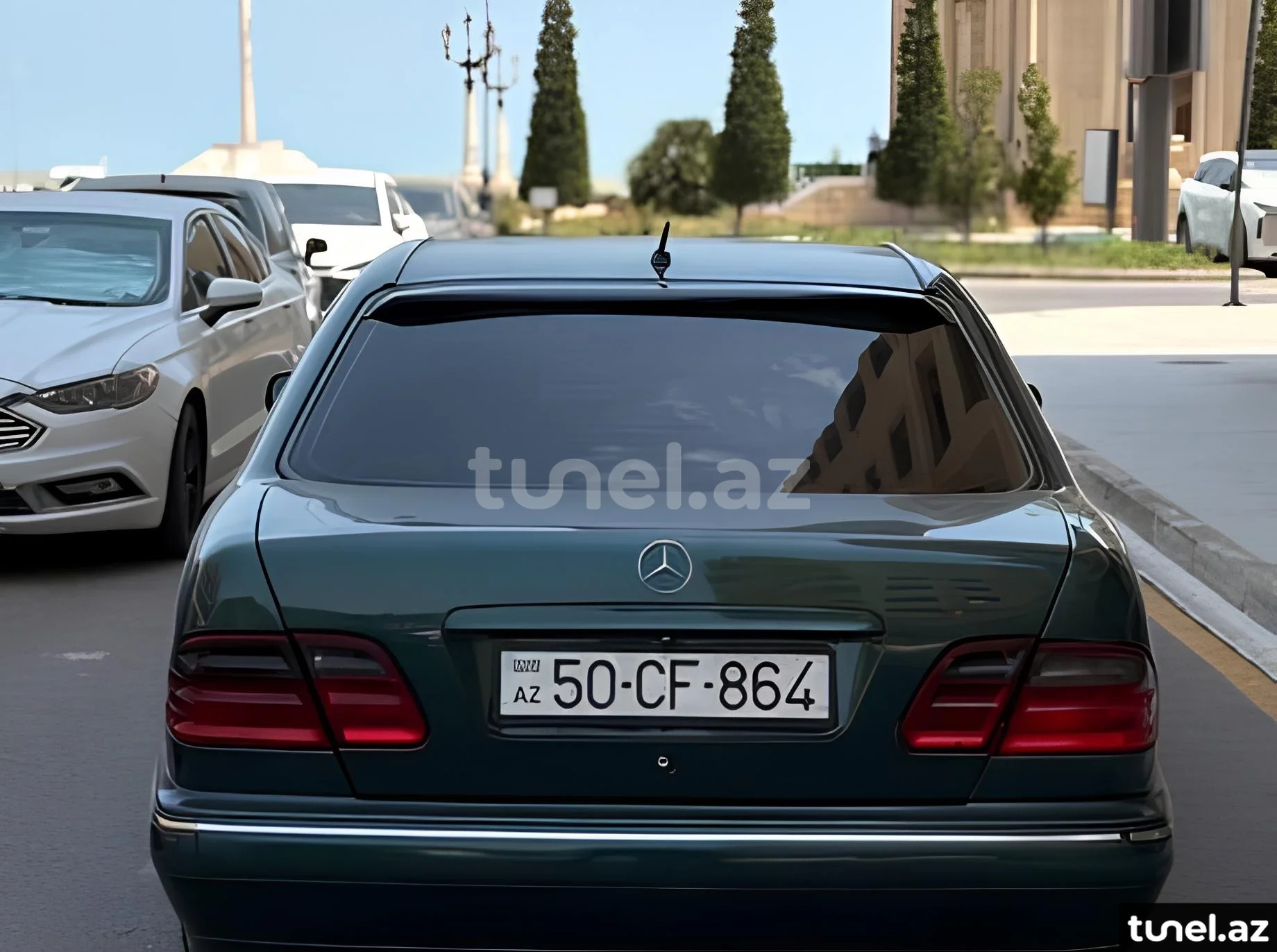 Mercedes E 220 2000