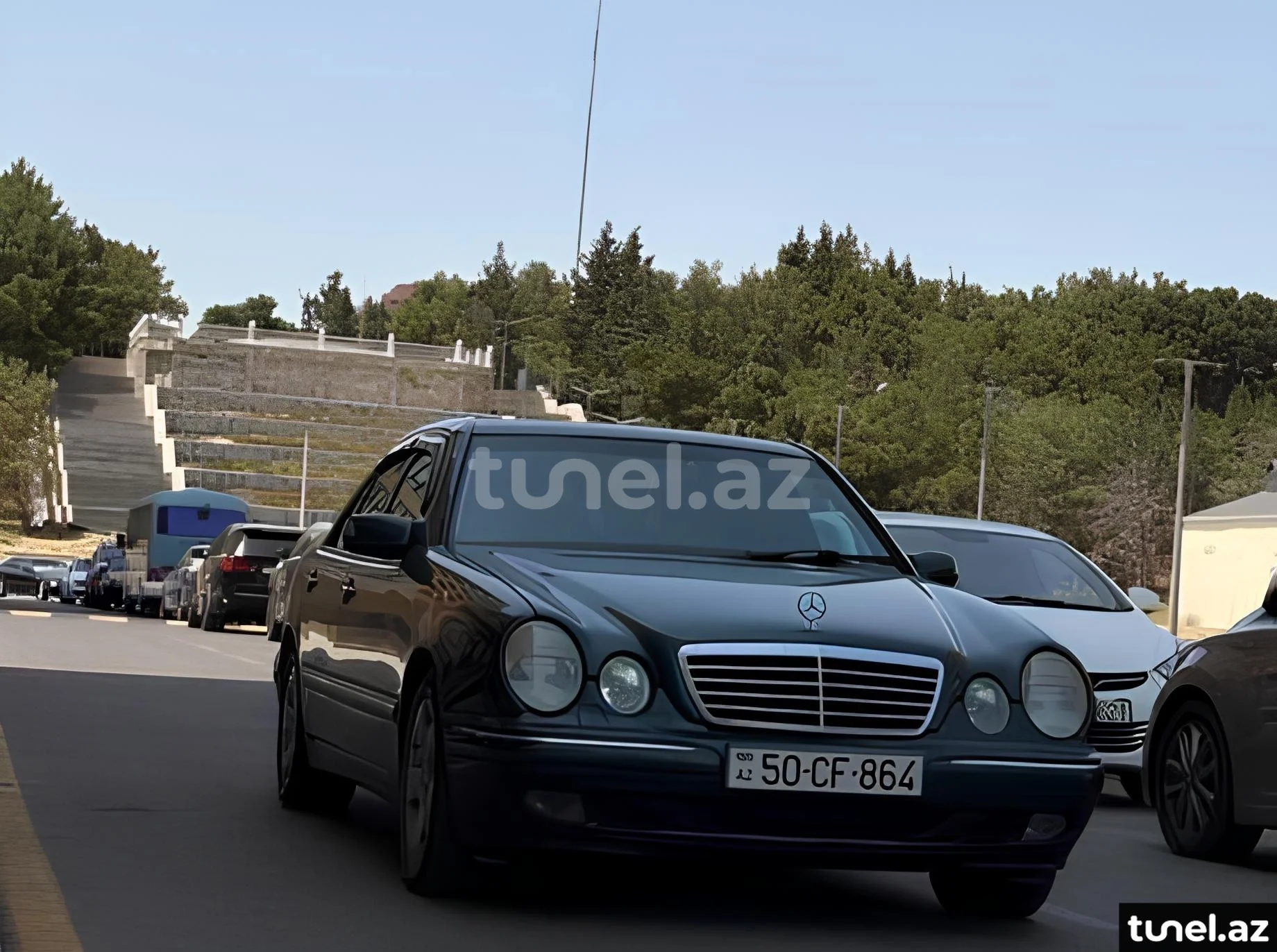 Mercedes E 220 2000