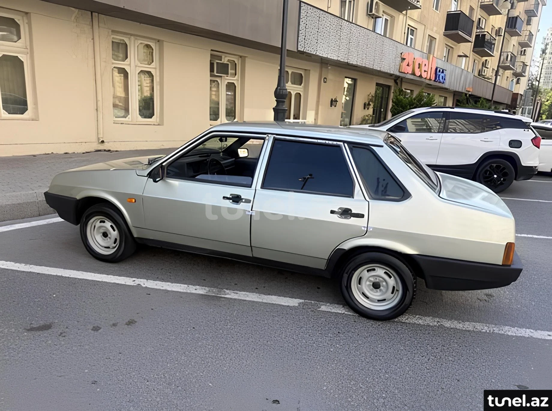 LADA (VAZ) 21099 2004