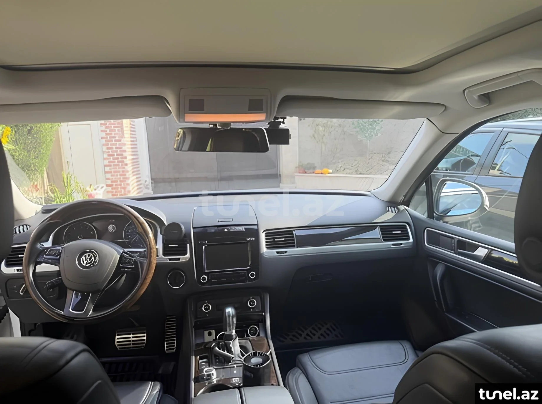 Volkswagen Touareg 2011
