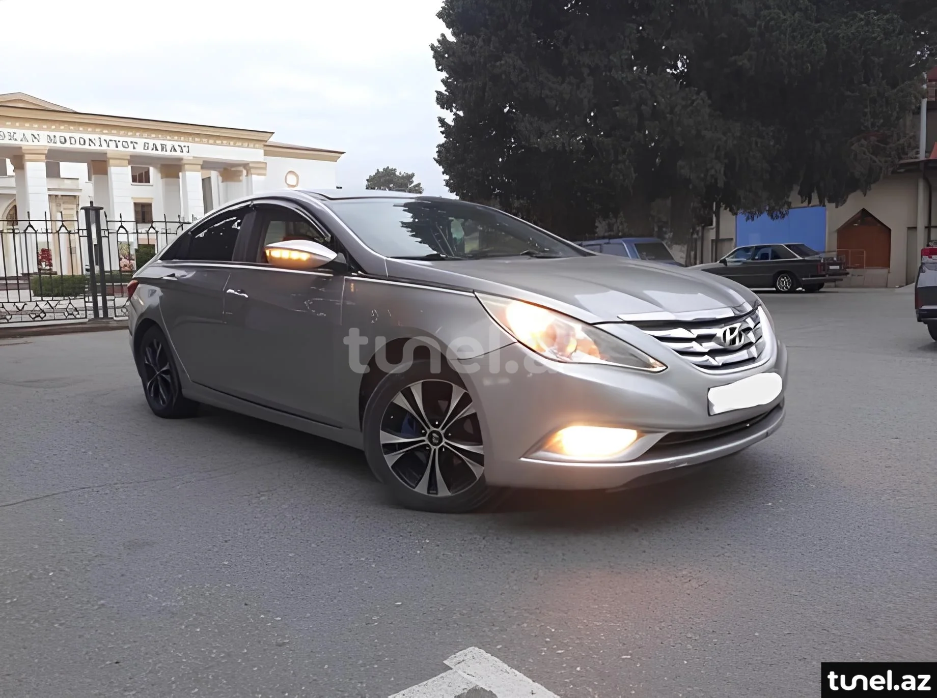Hyundai Sonata 2010