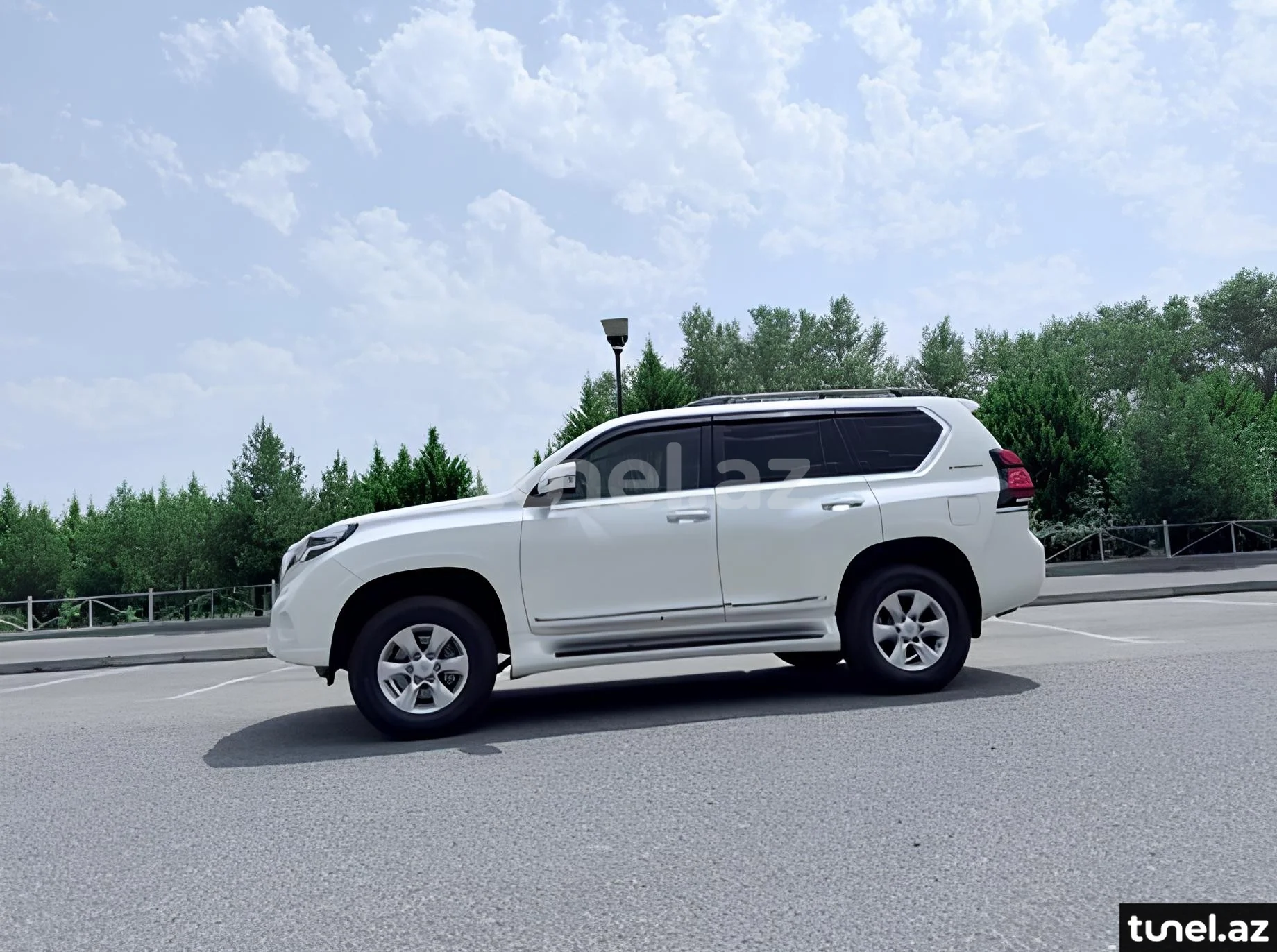 Toyota Land Cruiser Prado 2010