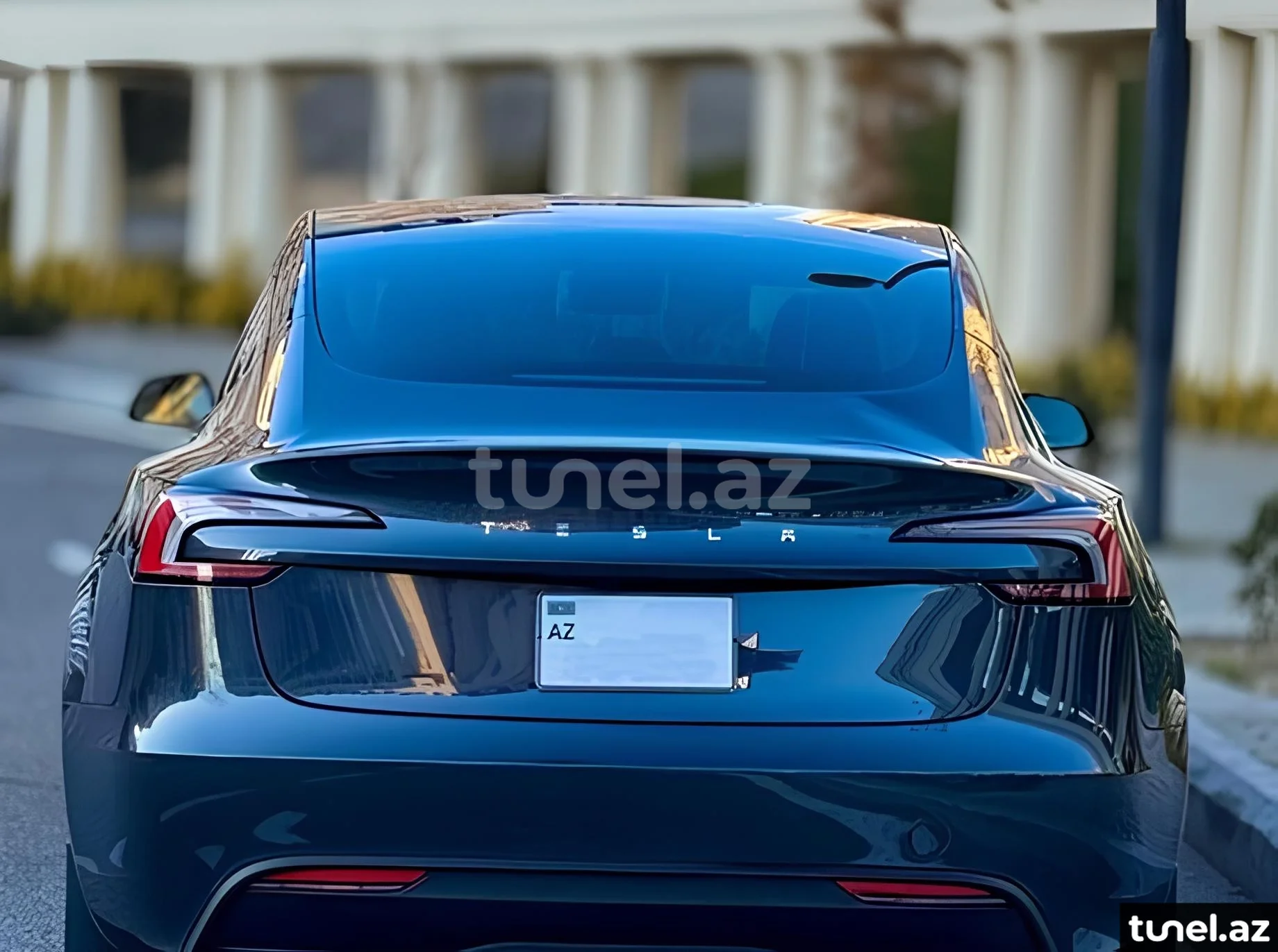 Tesla Model 3 2025