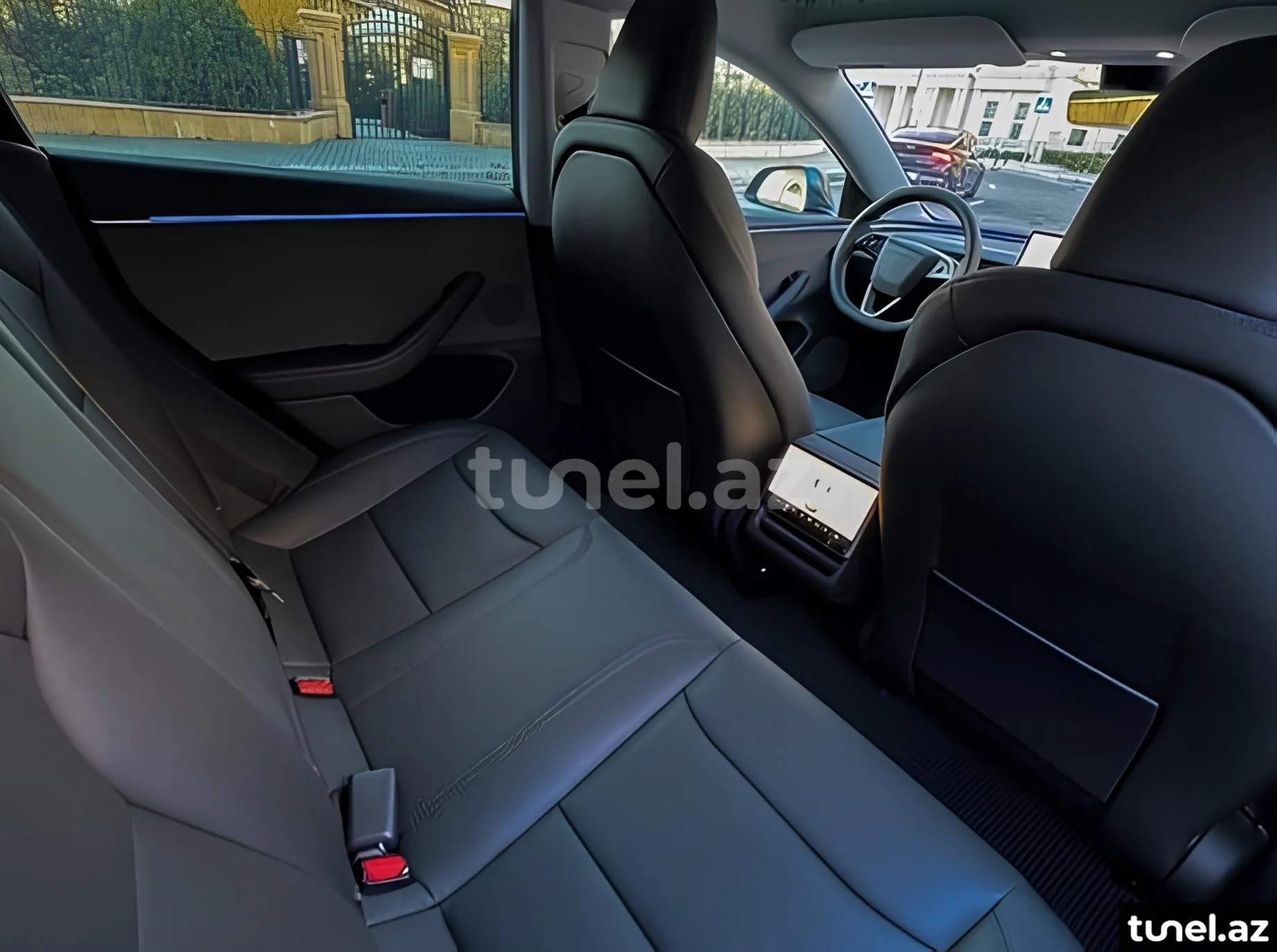Tesla Model 3 2025