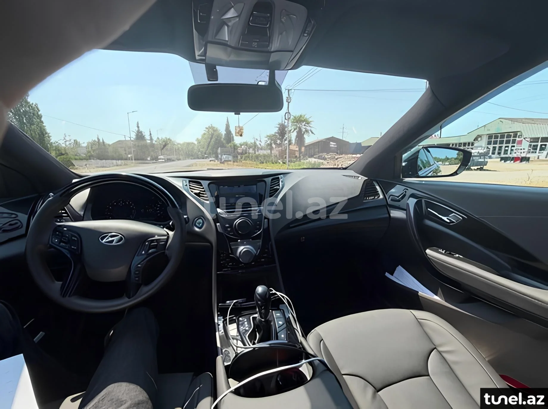 Hyundai Grandeur 2011