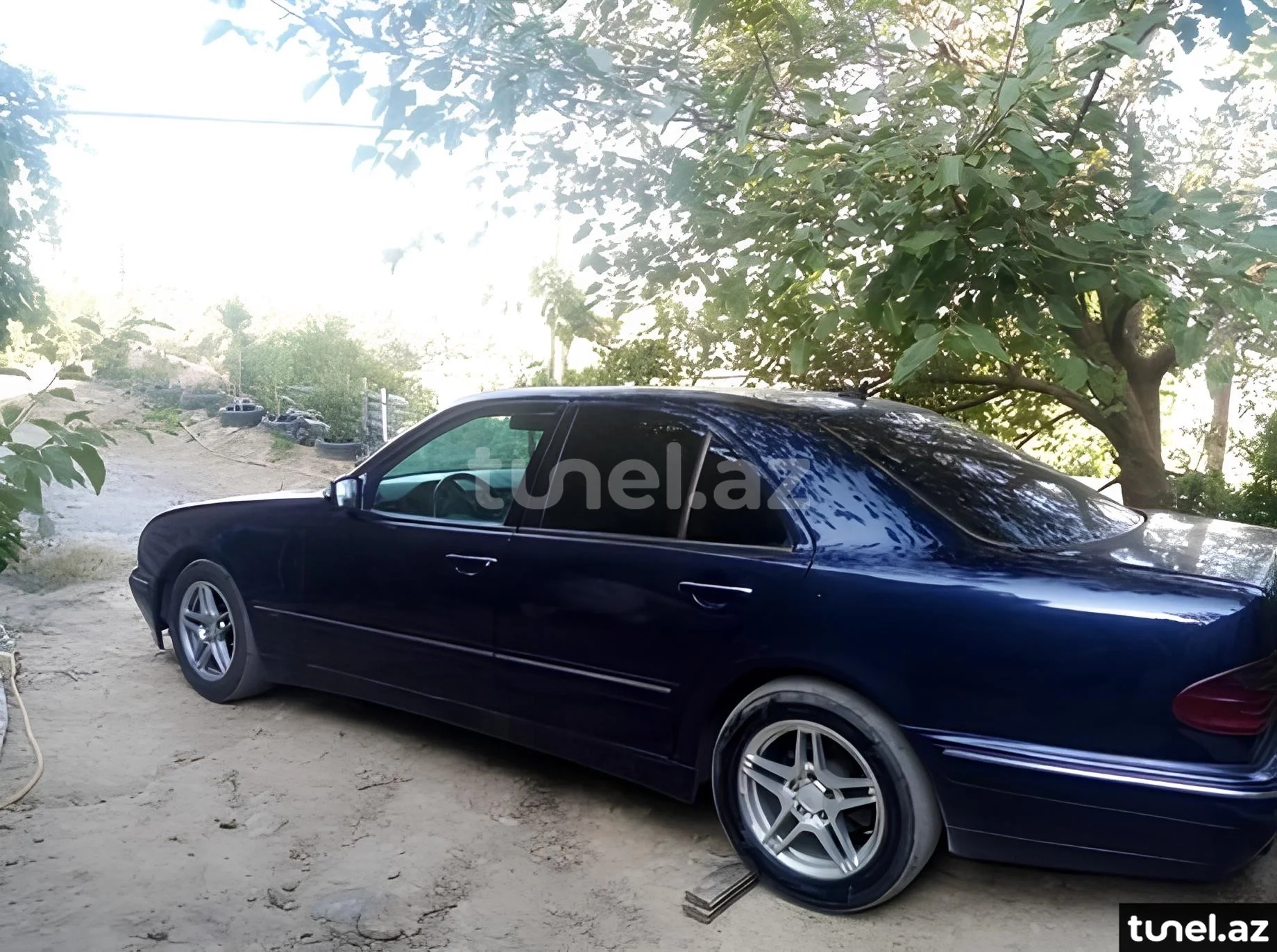 Mercedes E 220 2000